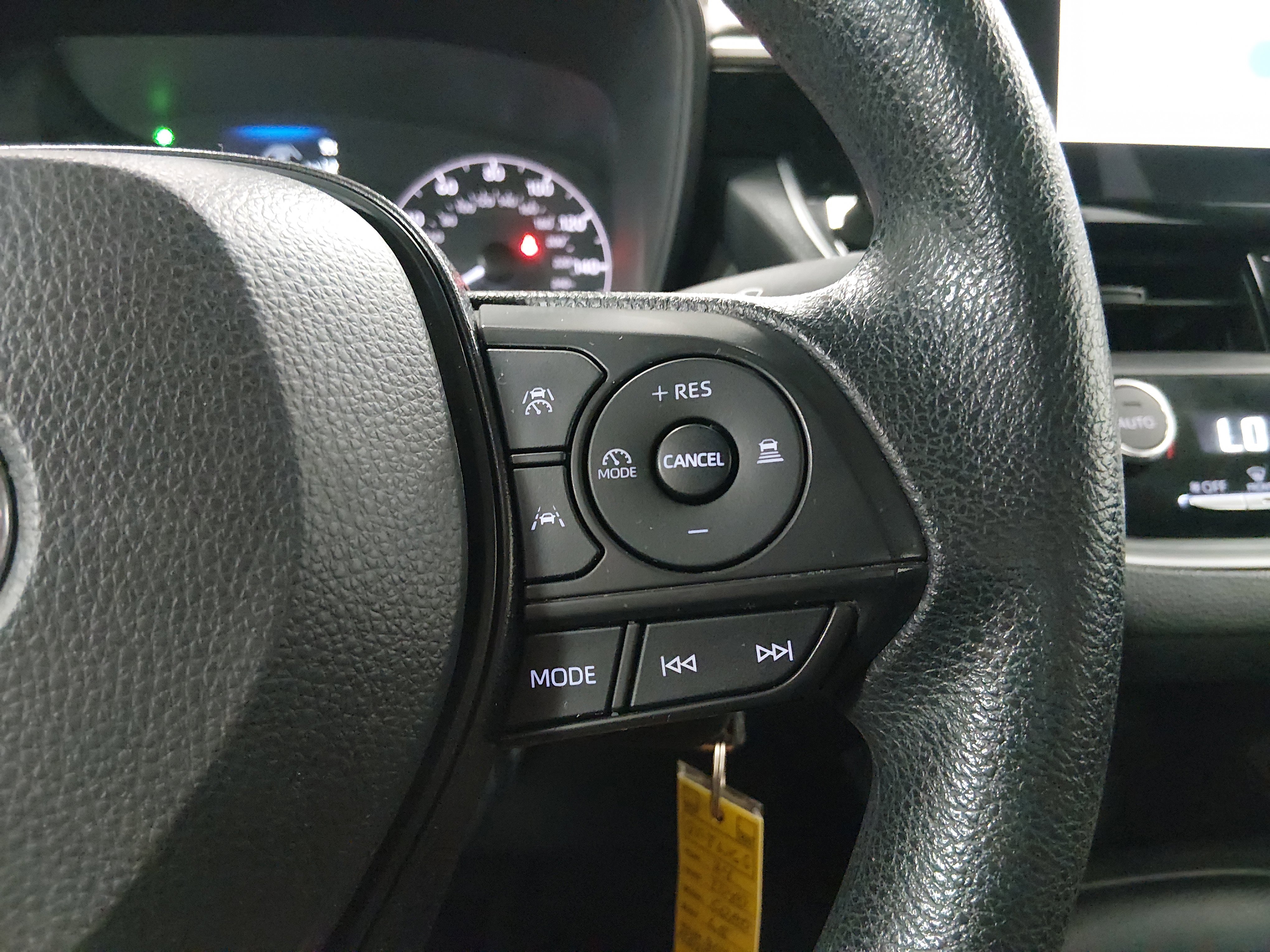 2024 Toyota Corolla LE - Photo 17