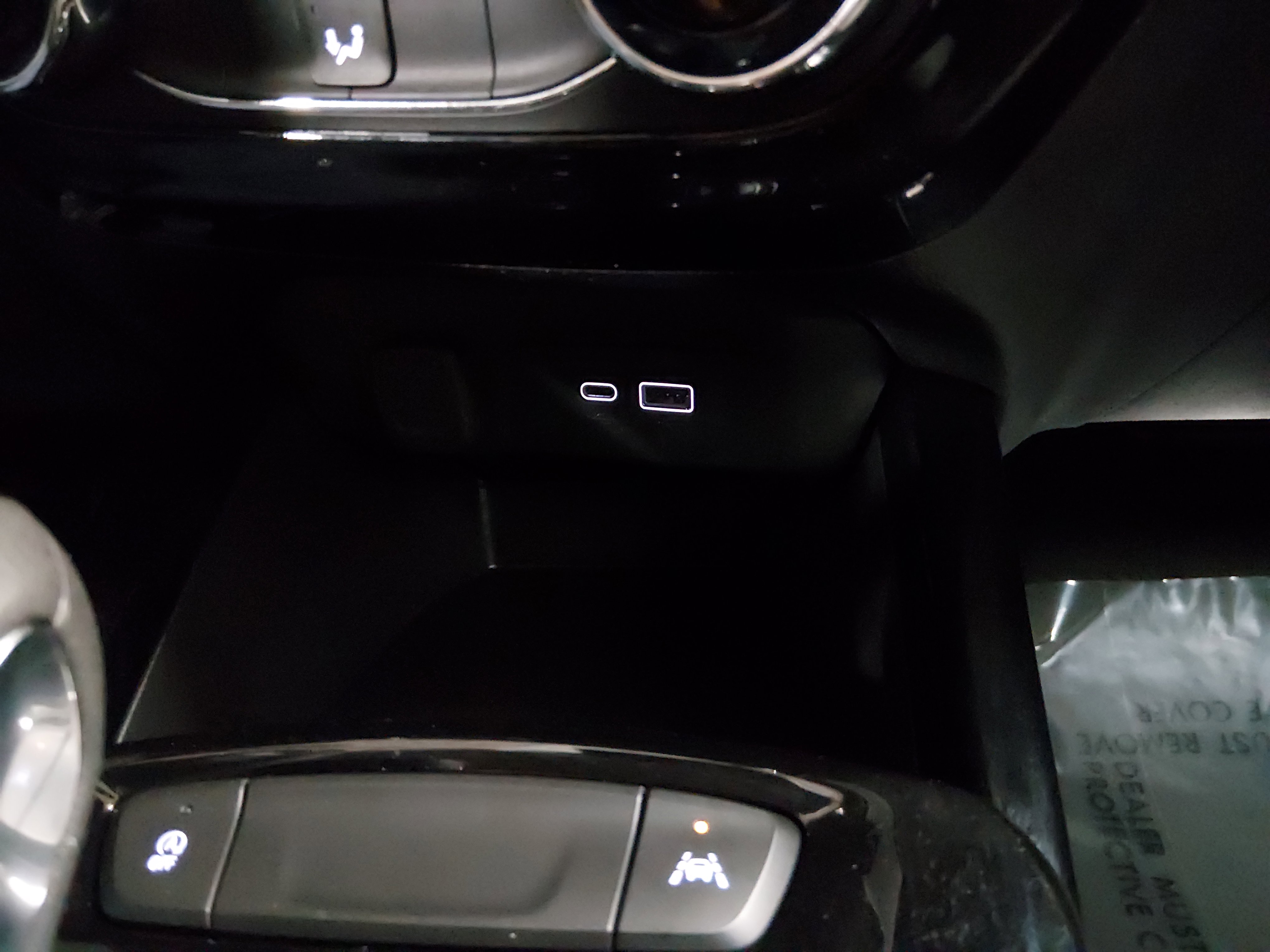 2024 Chevrolet Trax LT - Photo 19