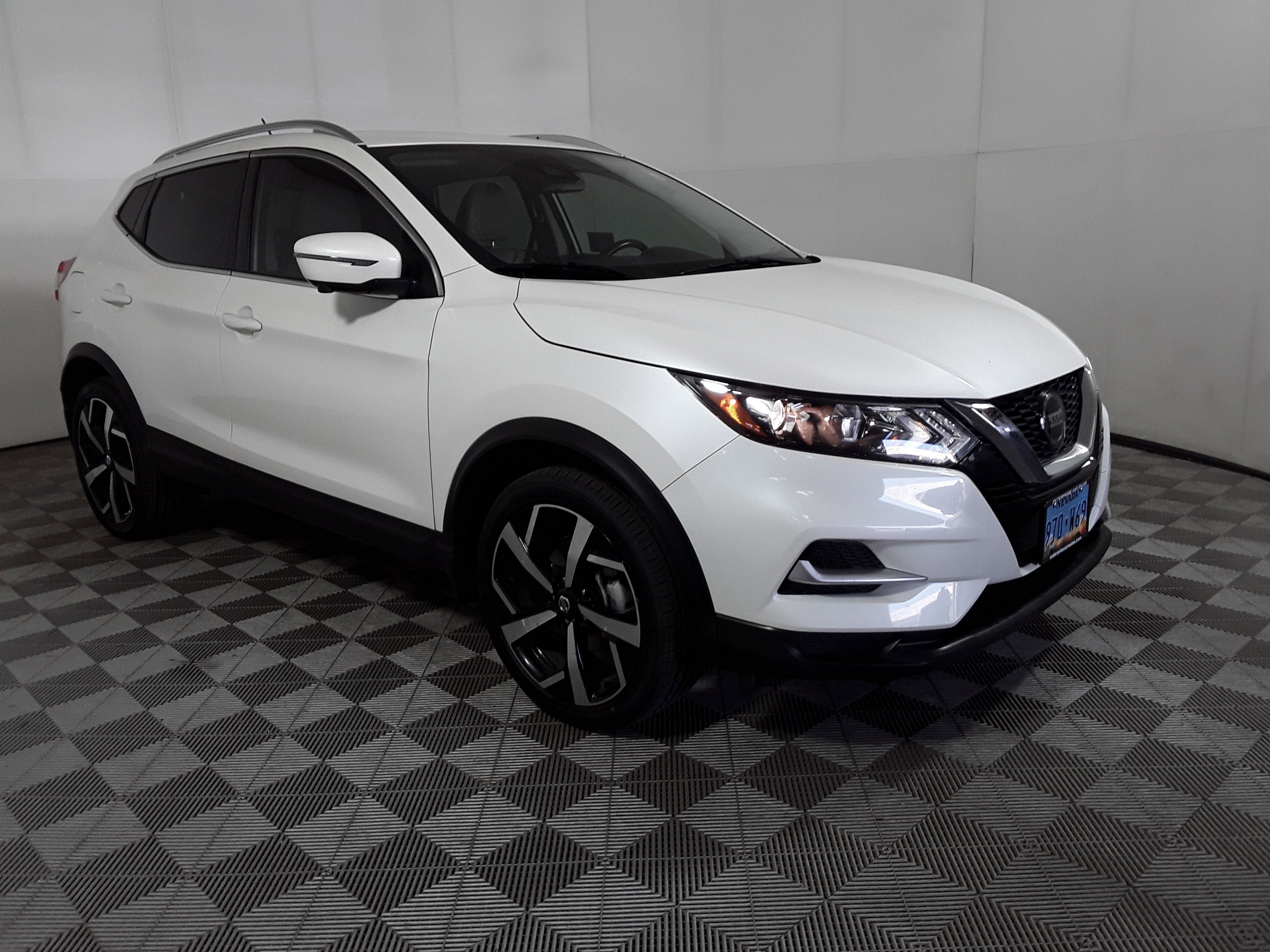 2022 Nissan Rogue Sport AWD SL