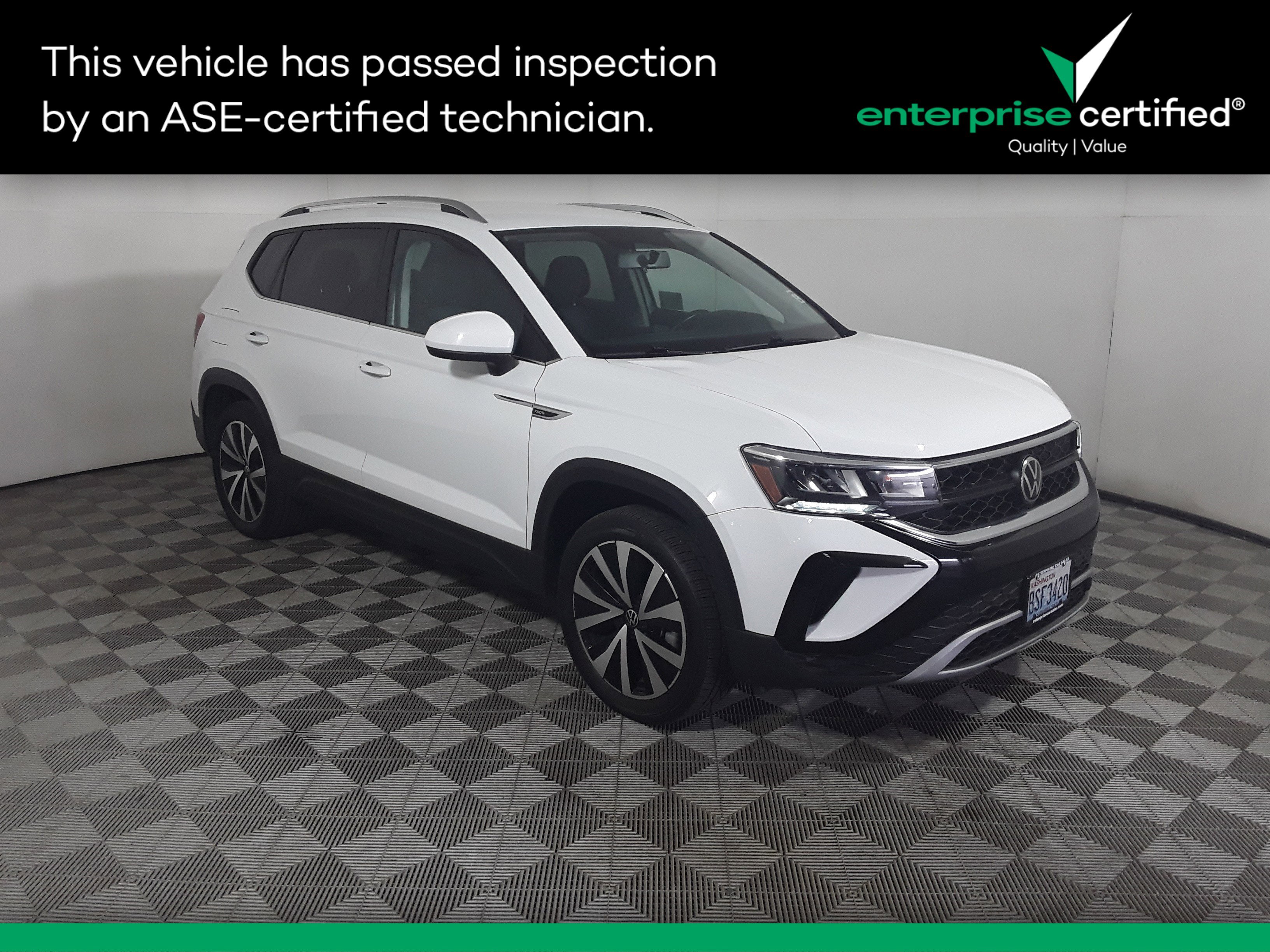 Used 2022 Volkswagen Taos SE 4MOTION
