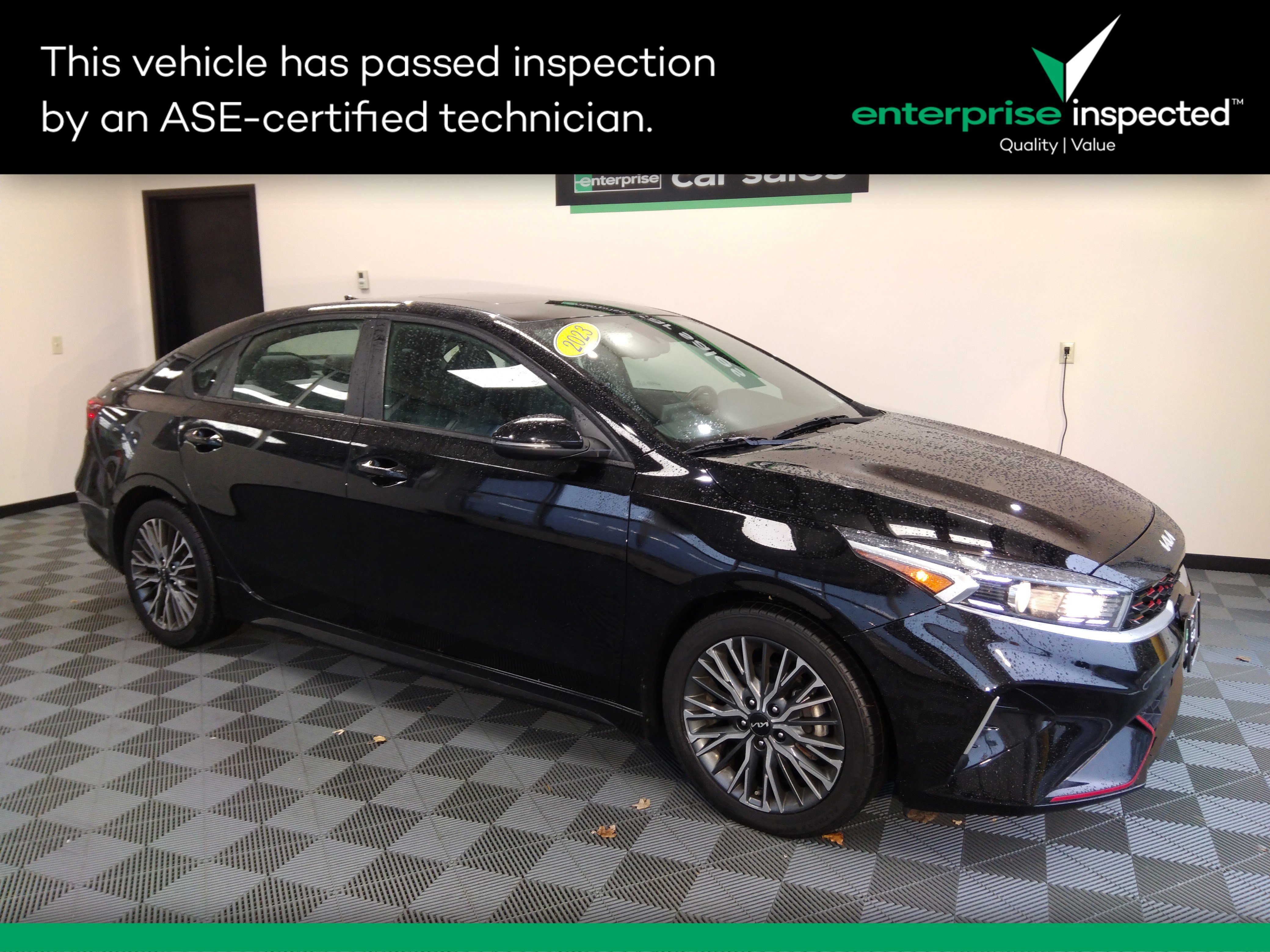 Used 2023 Kia Forte GT-Line IVT