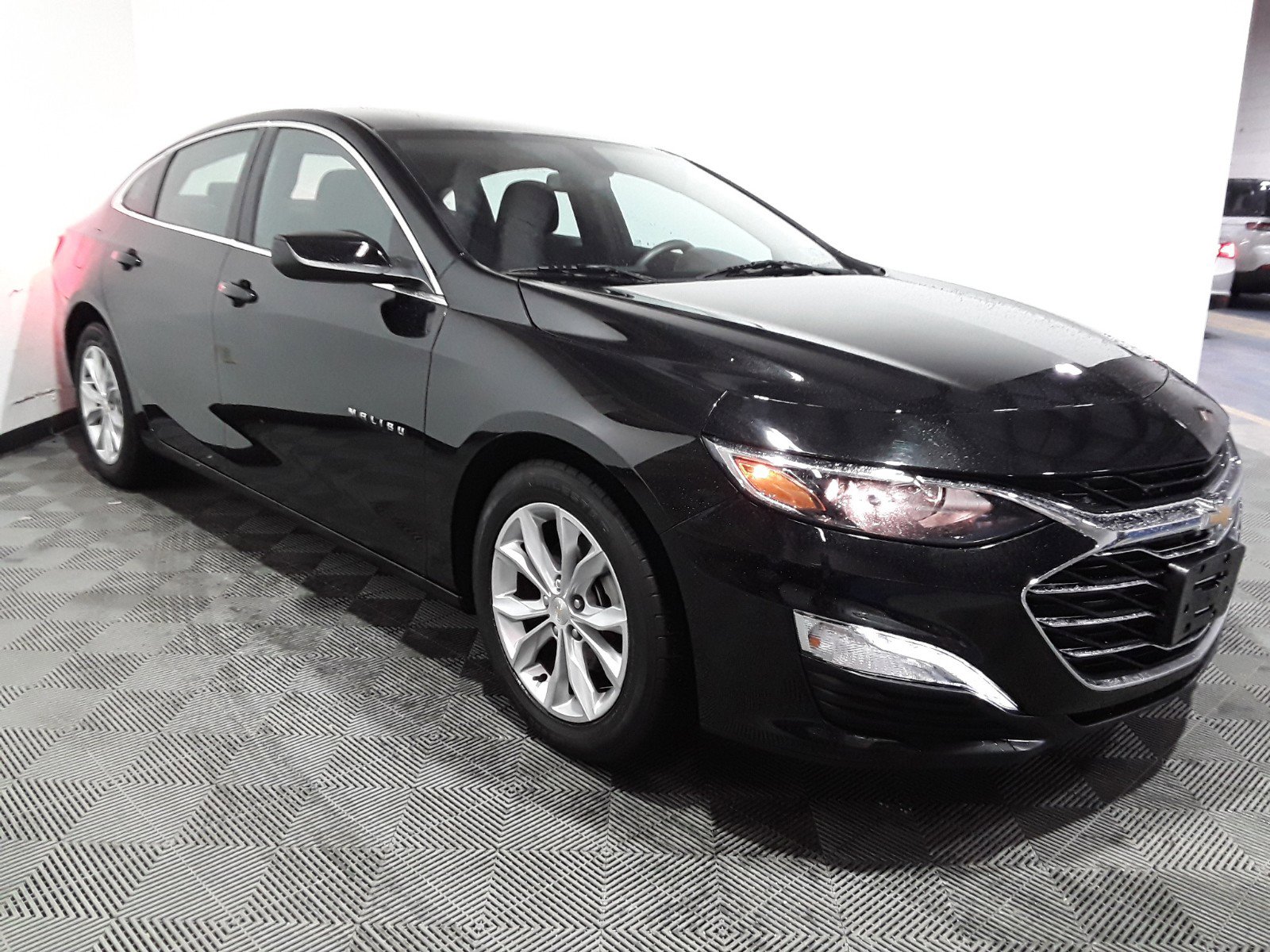 2022 Chevrolet Malibu 4dr Sdn LT