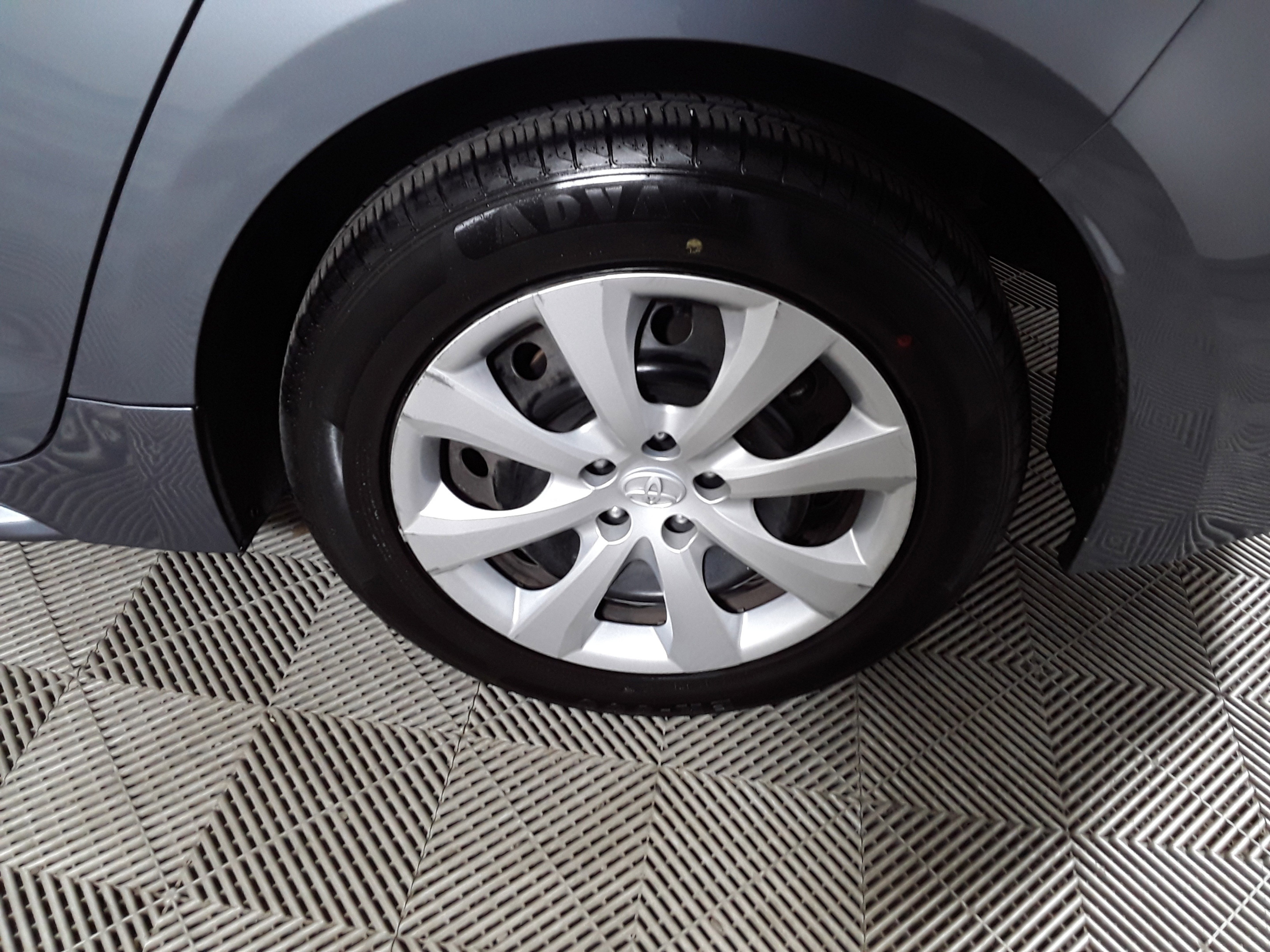 Image 10 of Used 2022 Toyota Corolla LE CVT