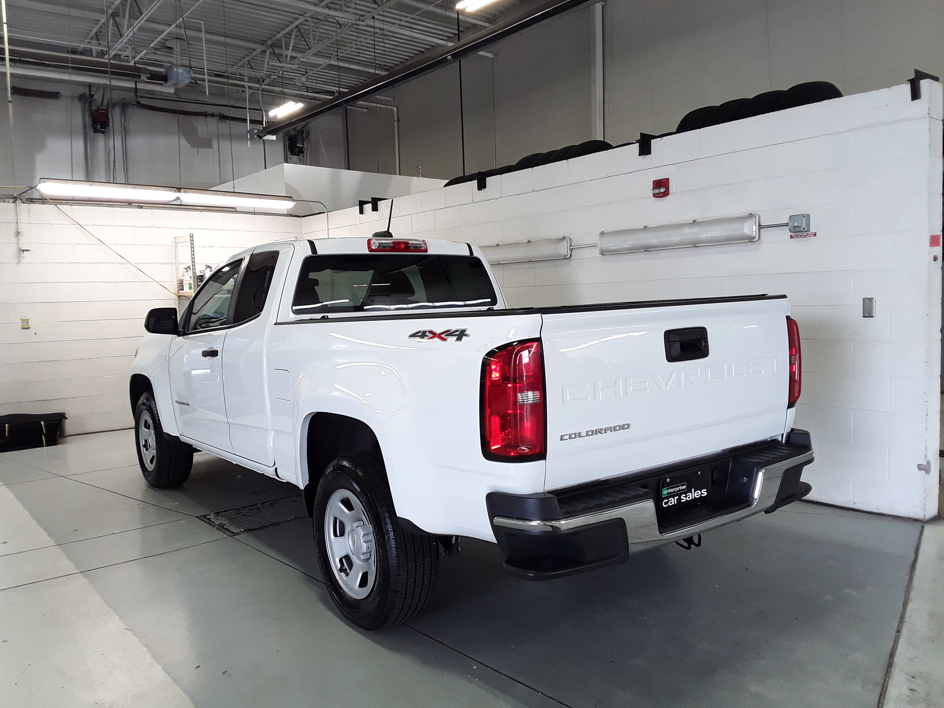 Image 4 of Used 2021 Chevrolet Colorado 4WD Ext Cab 128" Work Truck