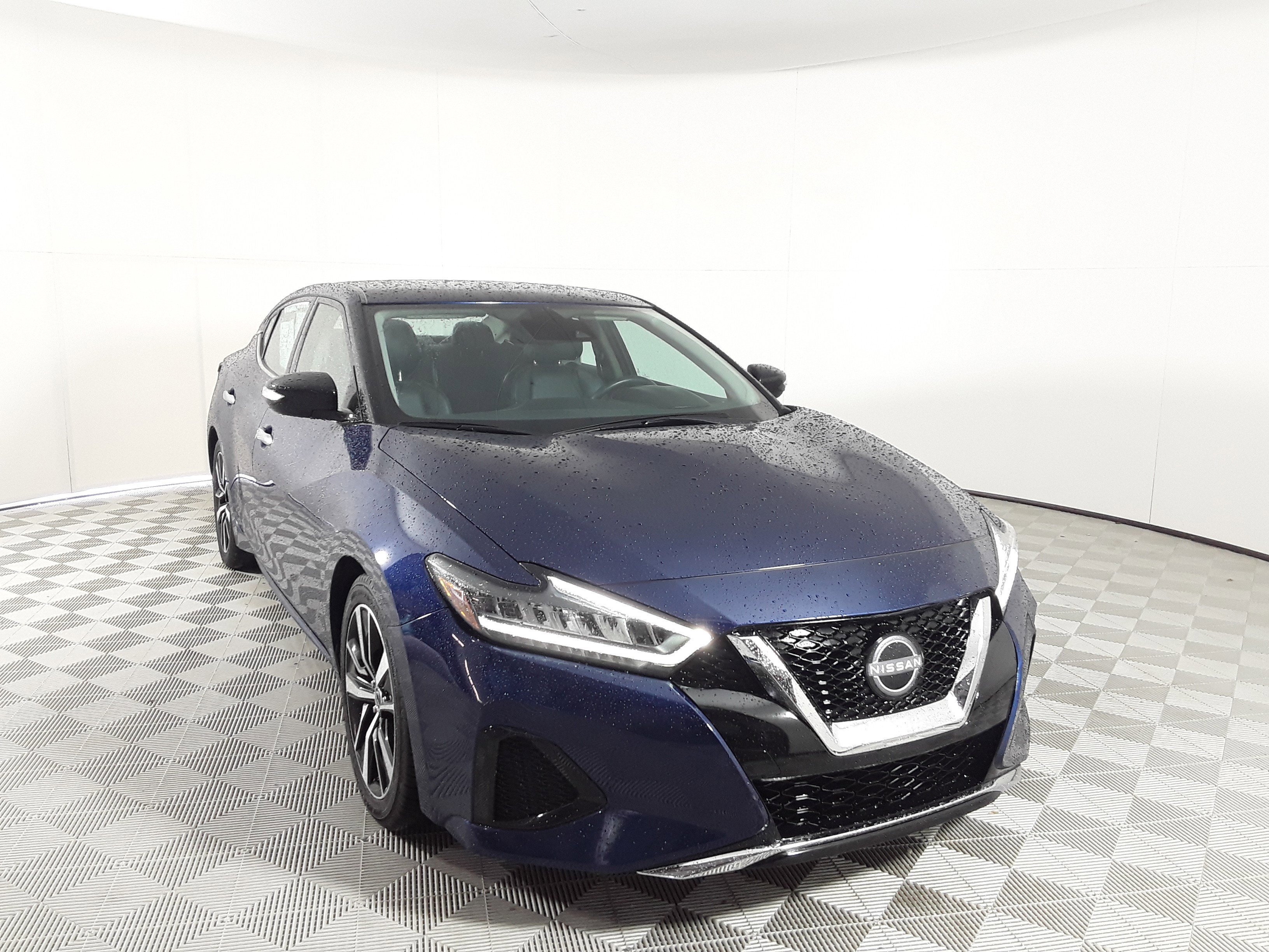 2023 Nissan Maxima SV CVT