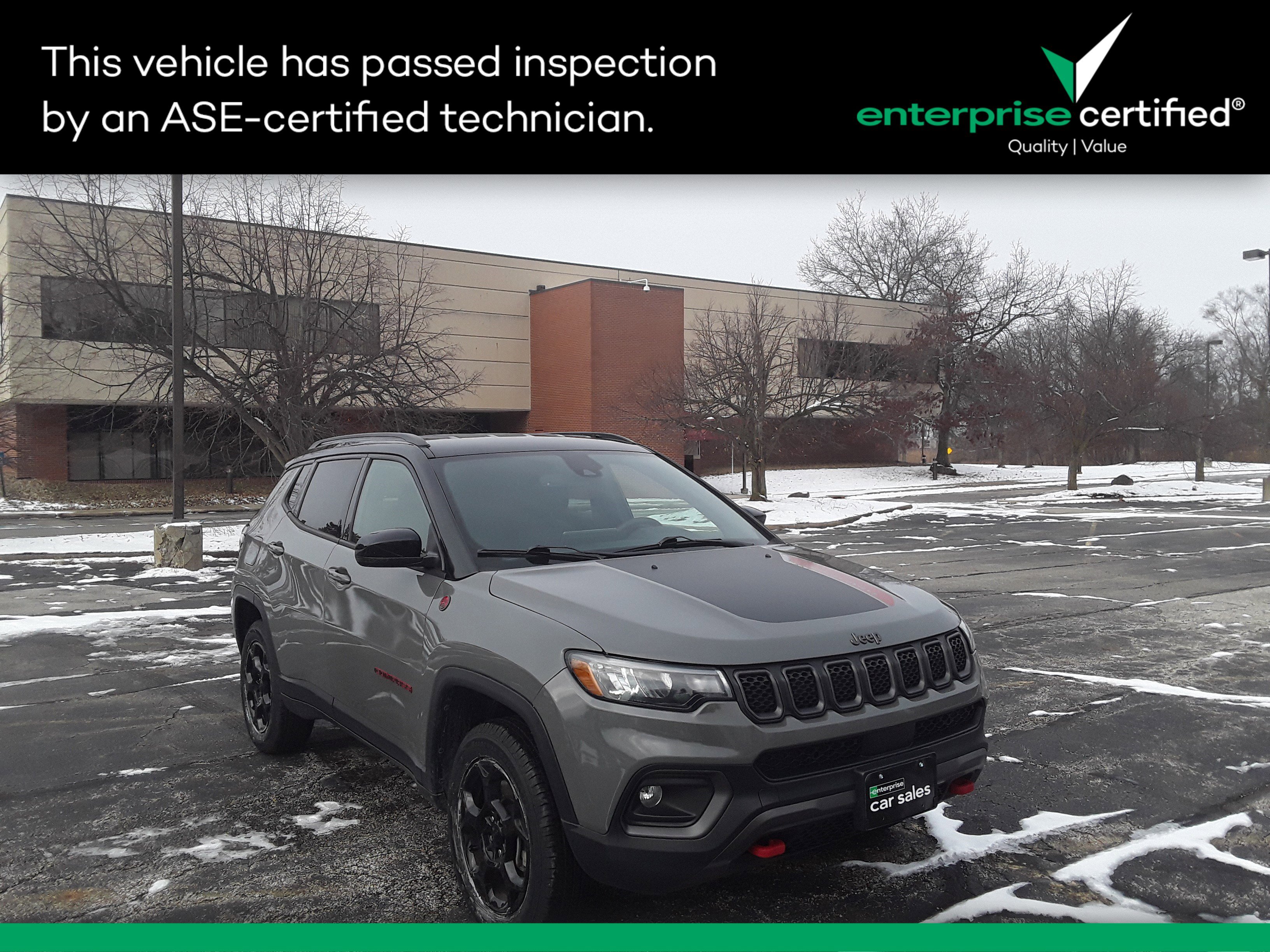 2023 Jeep Compass Trailhawk's photo