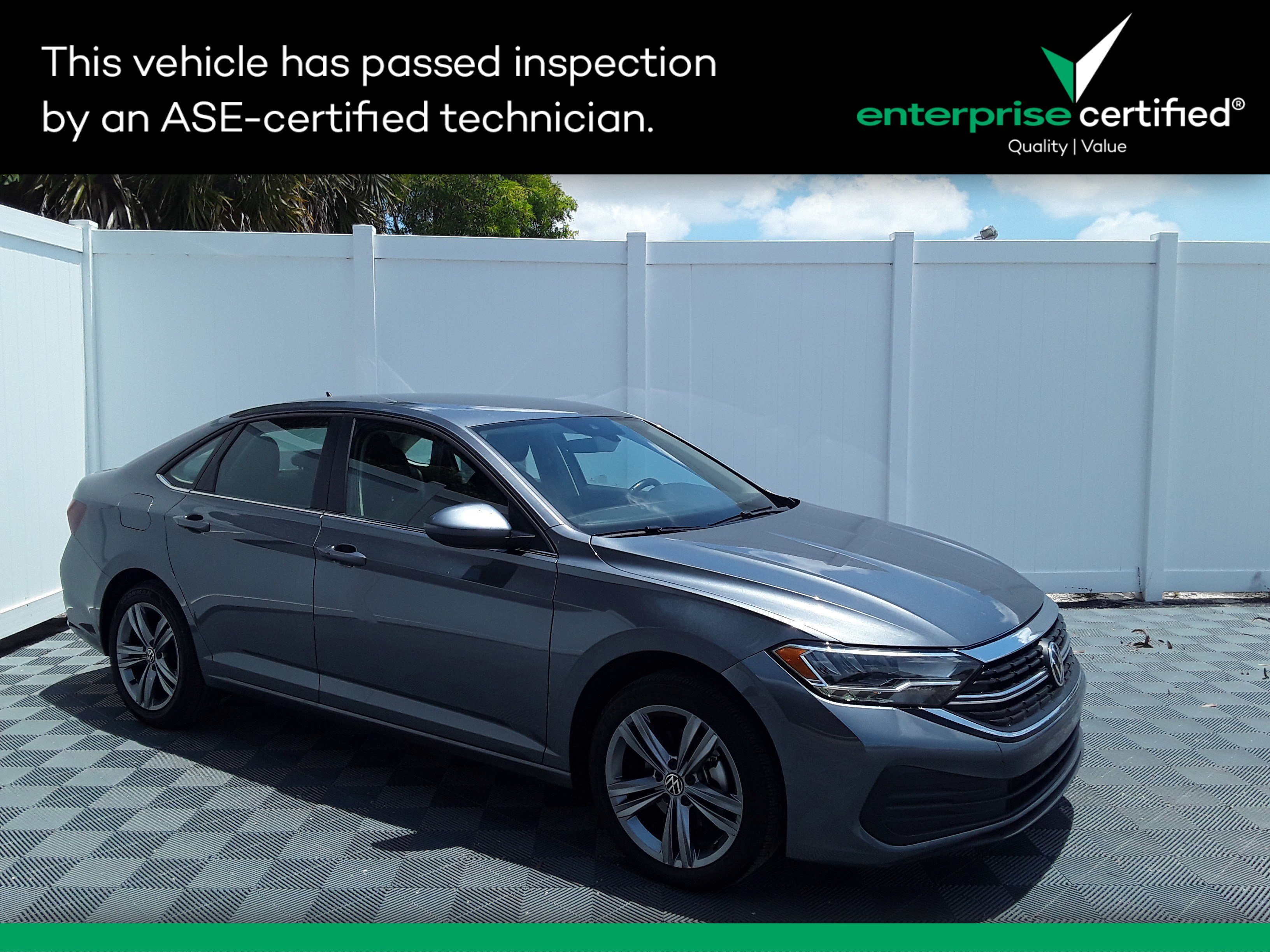 2024 Volkswagen Jetta SE Auto