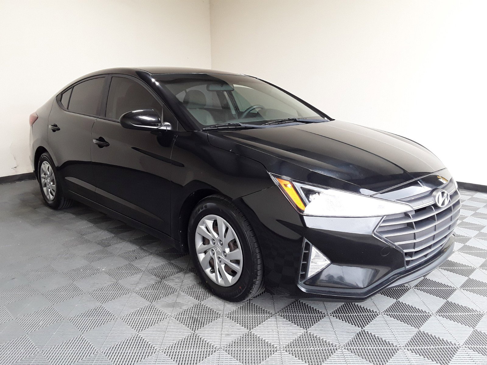 Used 2019 Hyundai Elantra 