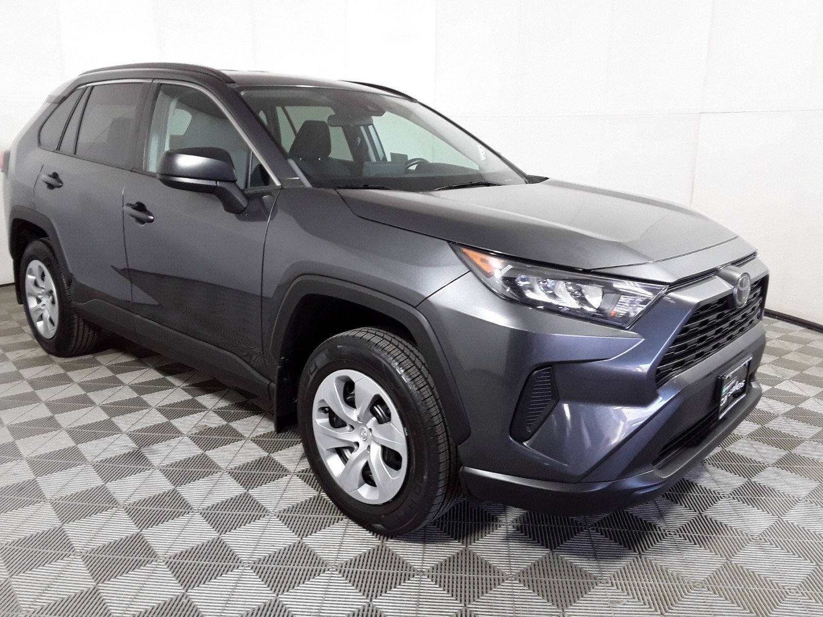 2021 Toyota RAV4 LE FWD