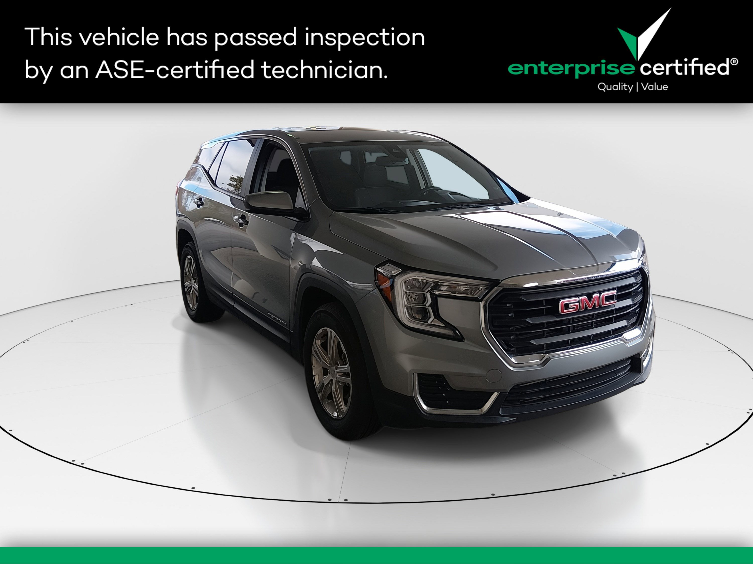 2024 GMC Terrain SLE's photo