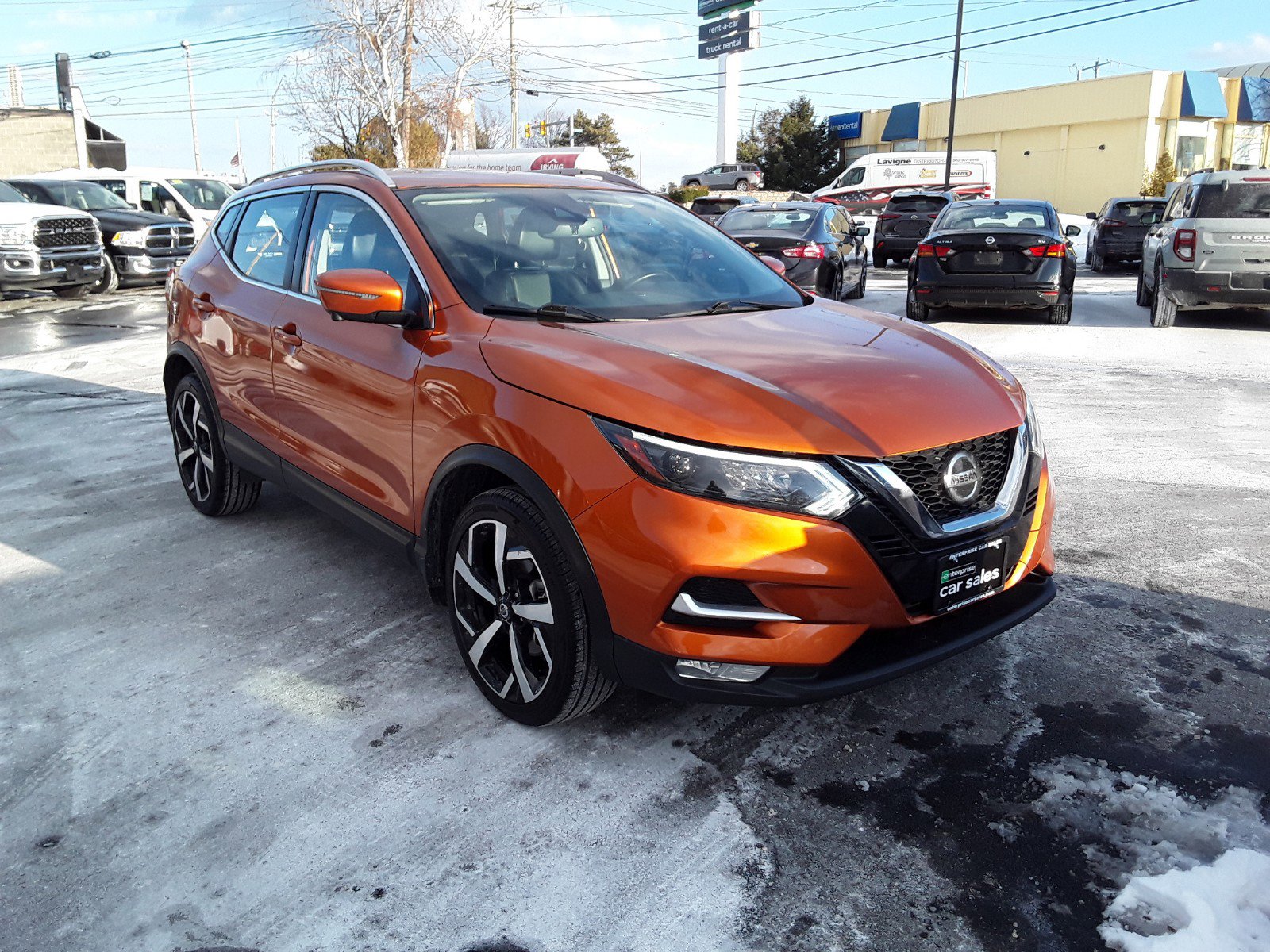 2022 Nissan Rogue Sport AWD SL