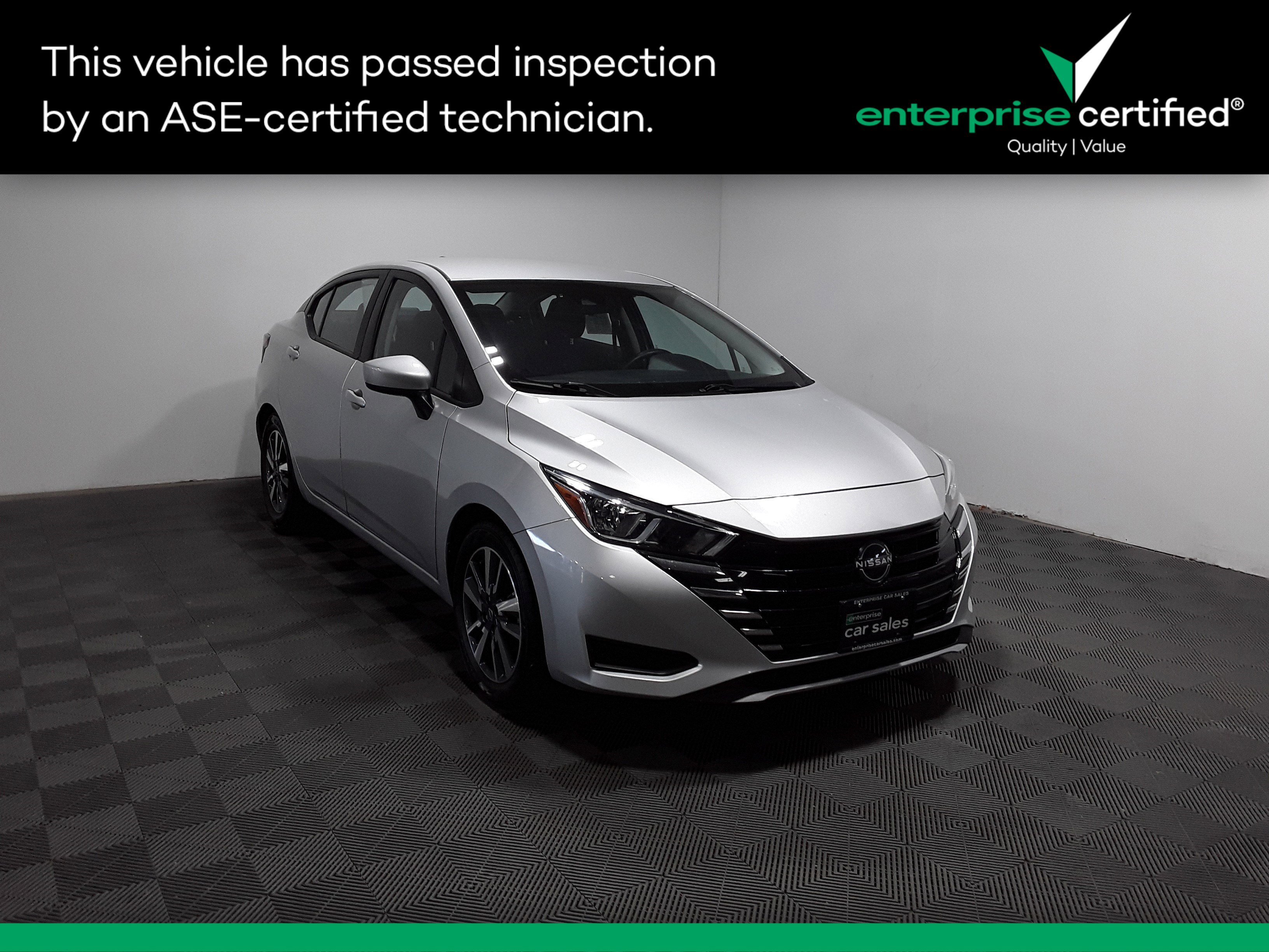 Used 2023 Nissan Versa SV CVT