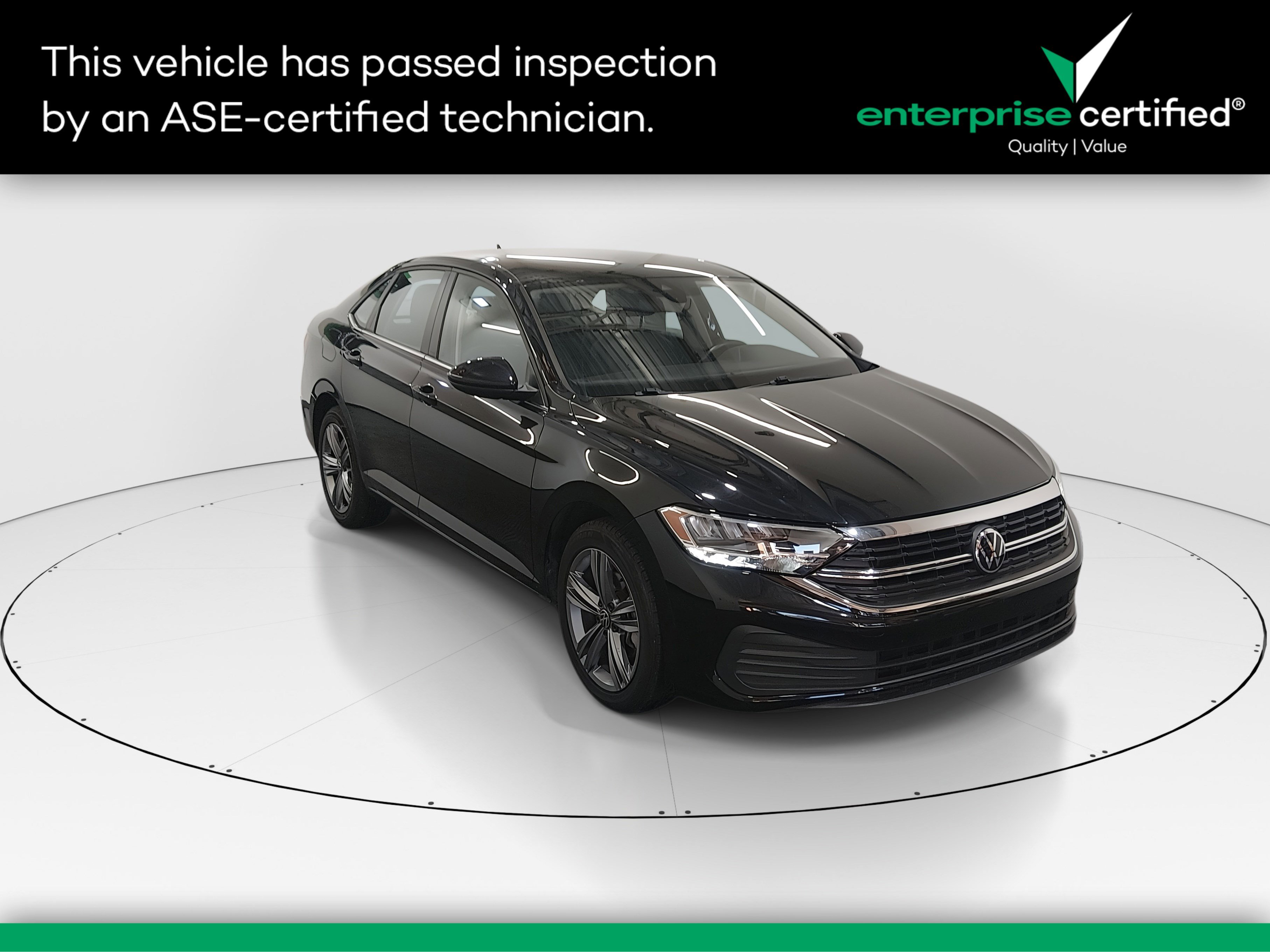 2024 Volkswagen Jetta SE's photo