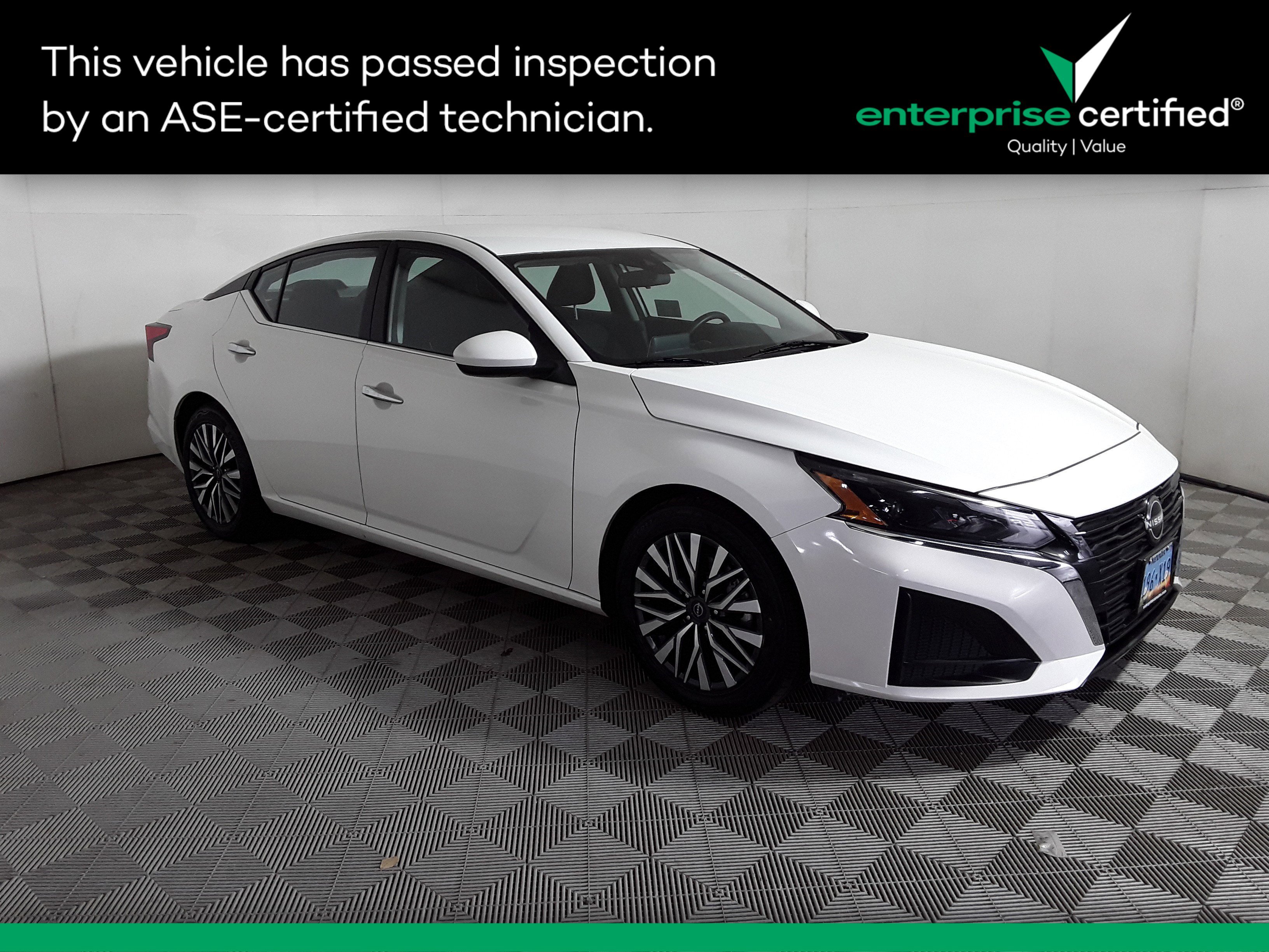 2023 Nissan Altima SV