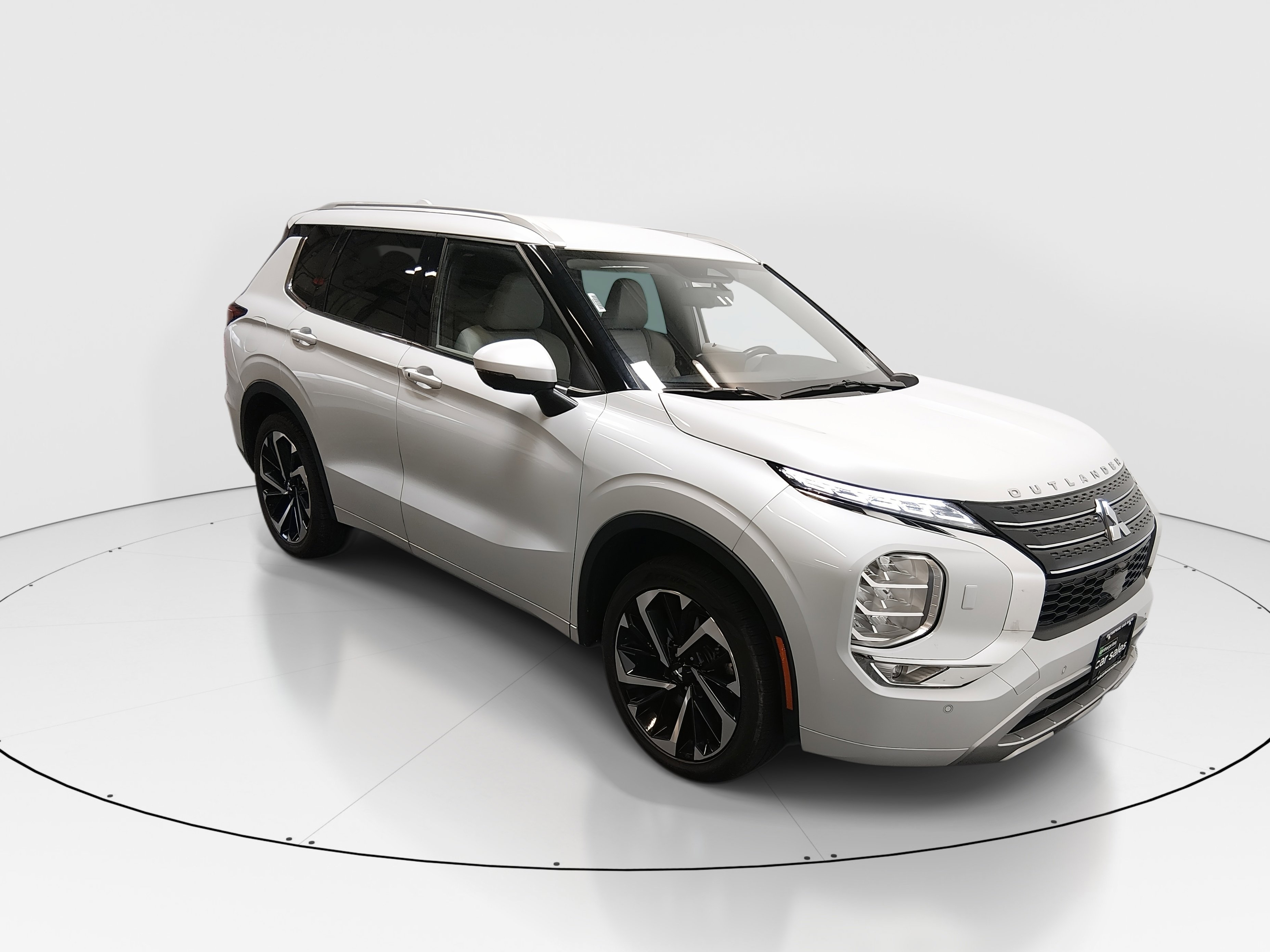 2023 Mitsubishi Outlander SEL's photo