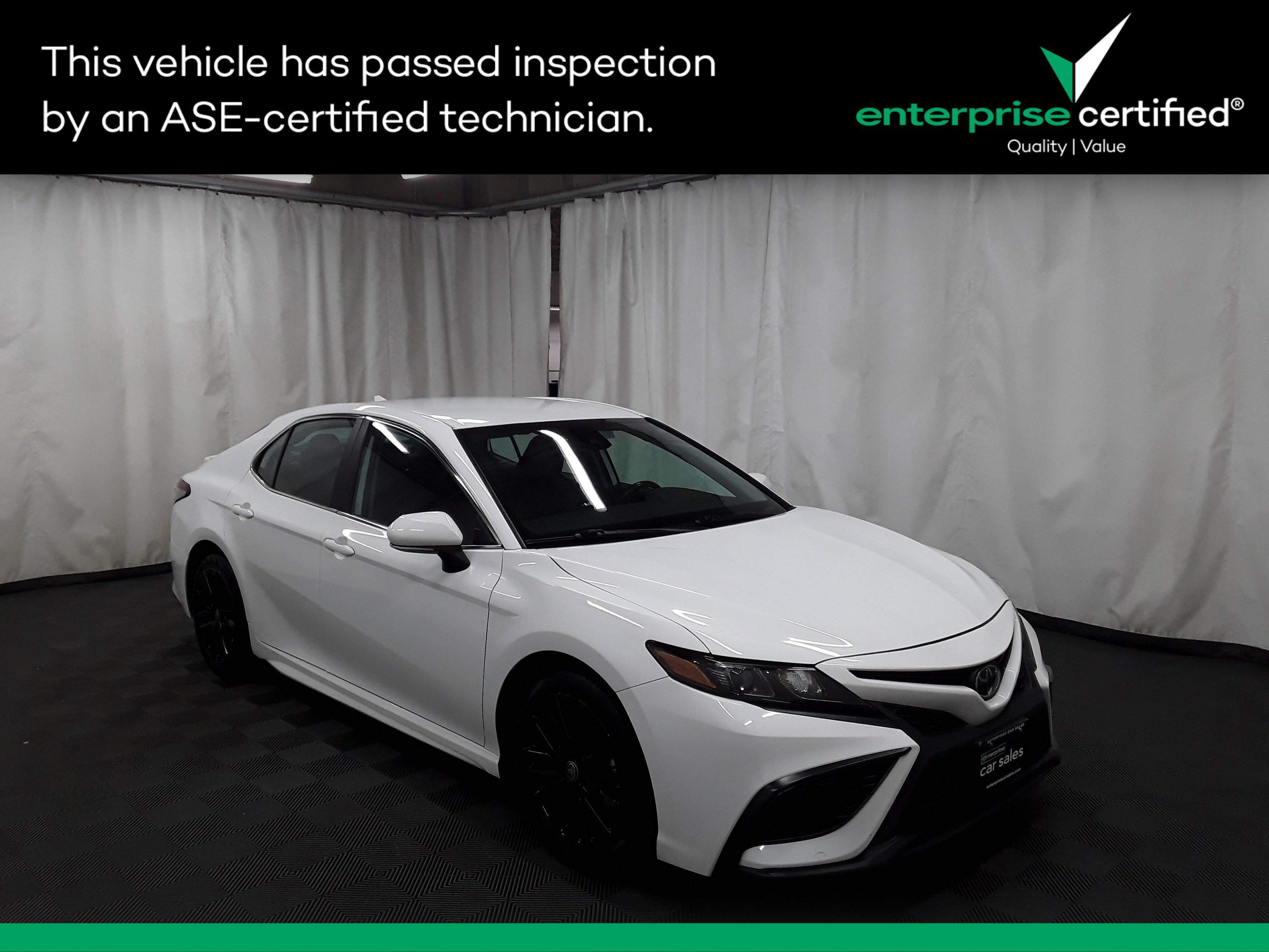 2023 Toyota Camry SE Auto