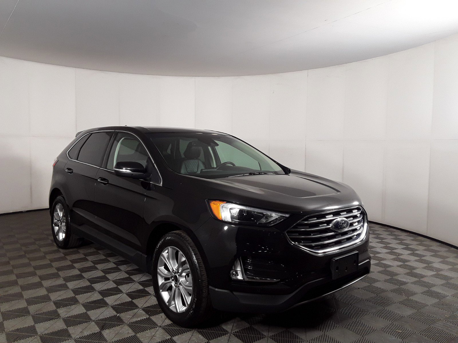 2023 Ford Edge Titanium AWD