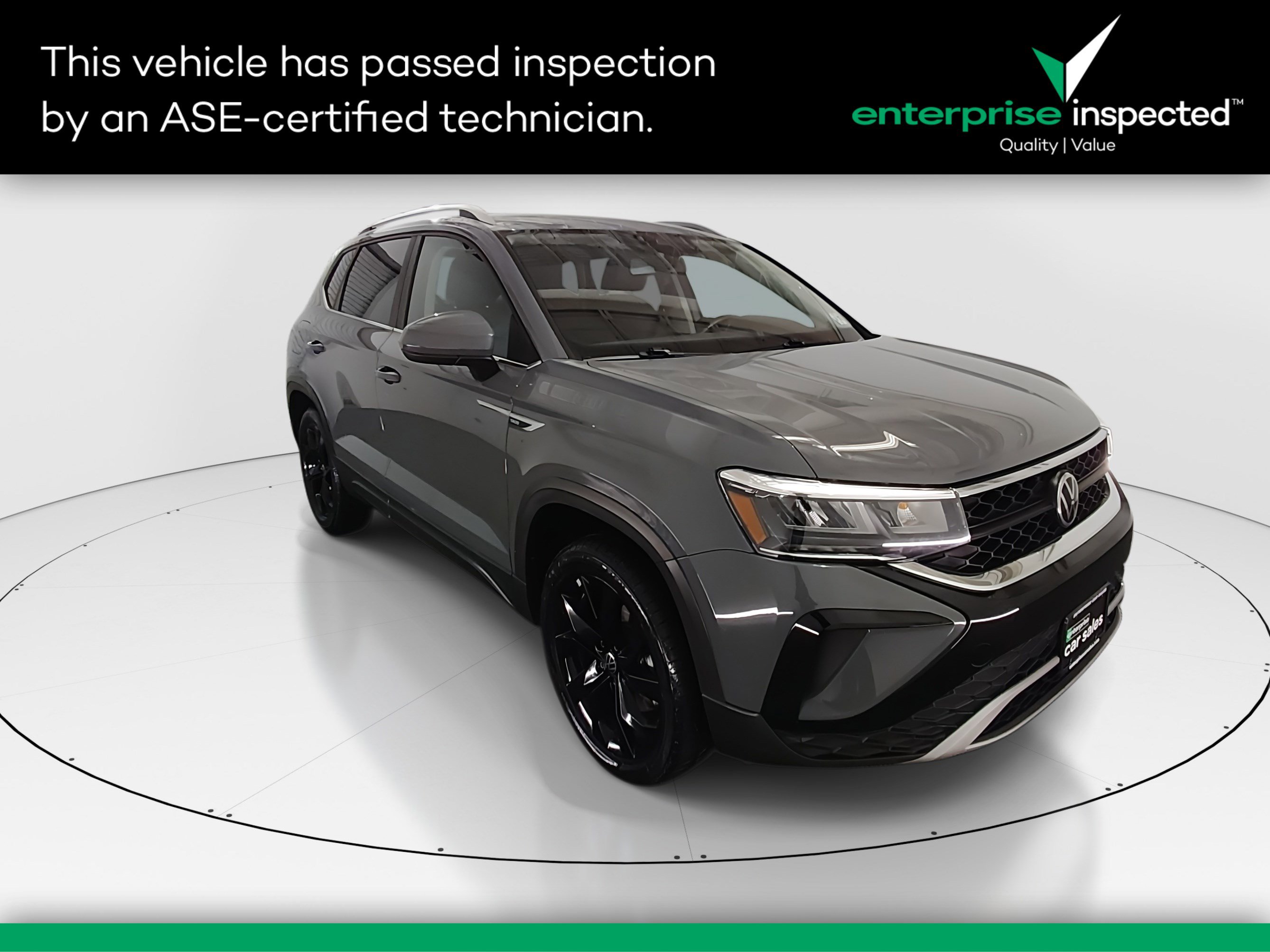 2022 Volkswagen Taos SE's photo