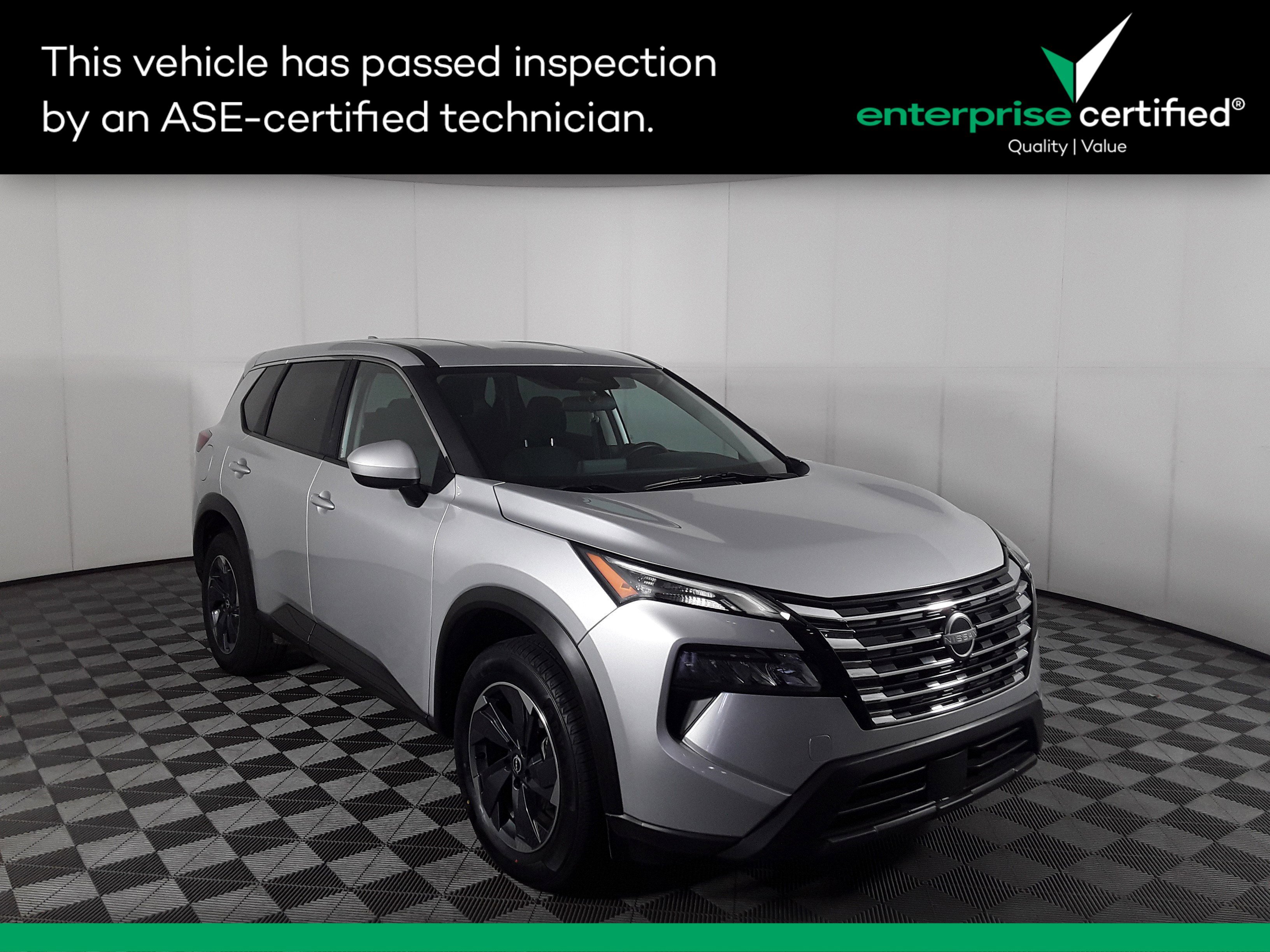 Used 2024 Nissan Rogue FWD SV