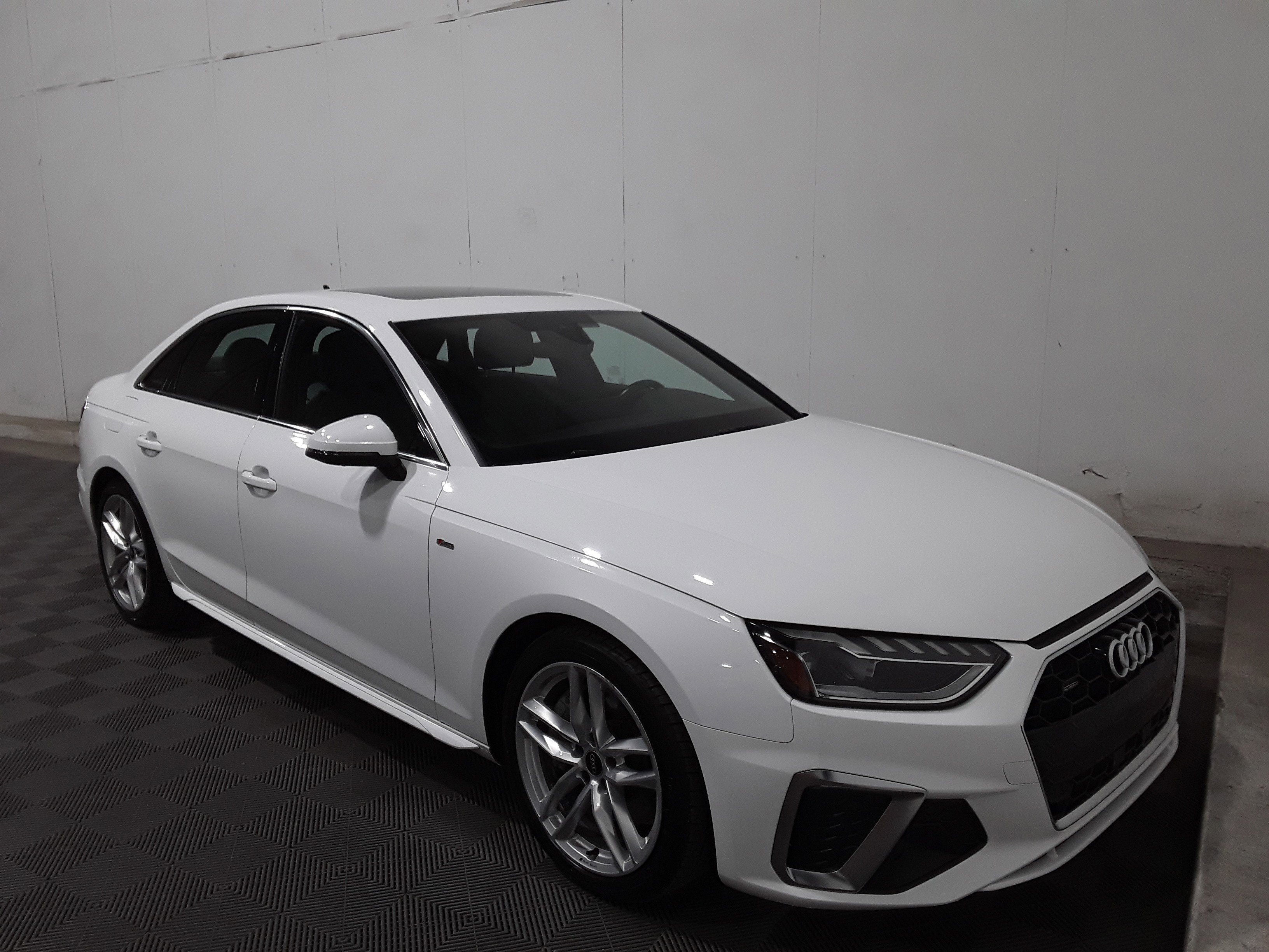 2023 Audi A4 Sedan S line Premium Plus 45 TFSI quattro