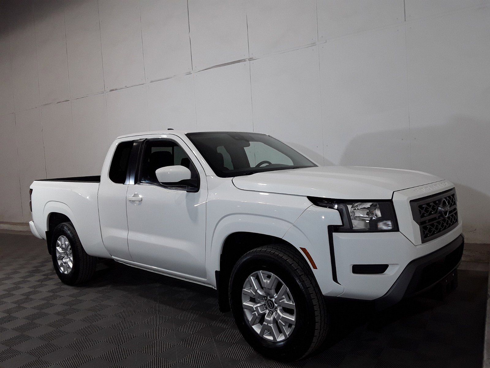 2022 Nissan Frontier King Cab 4x2 SV Auto