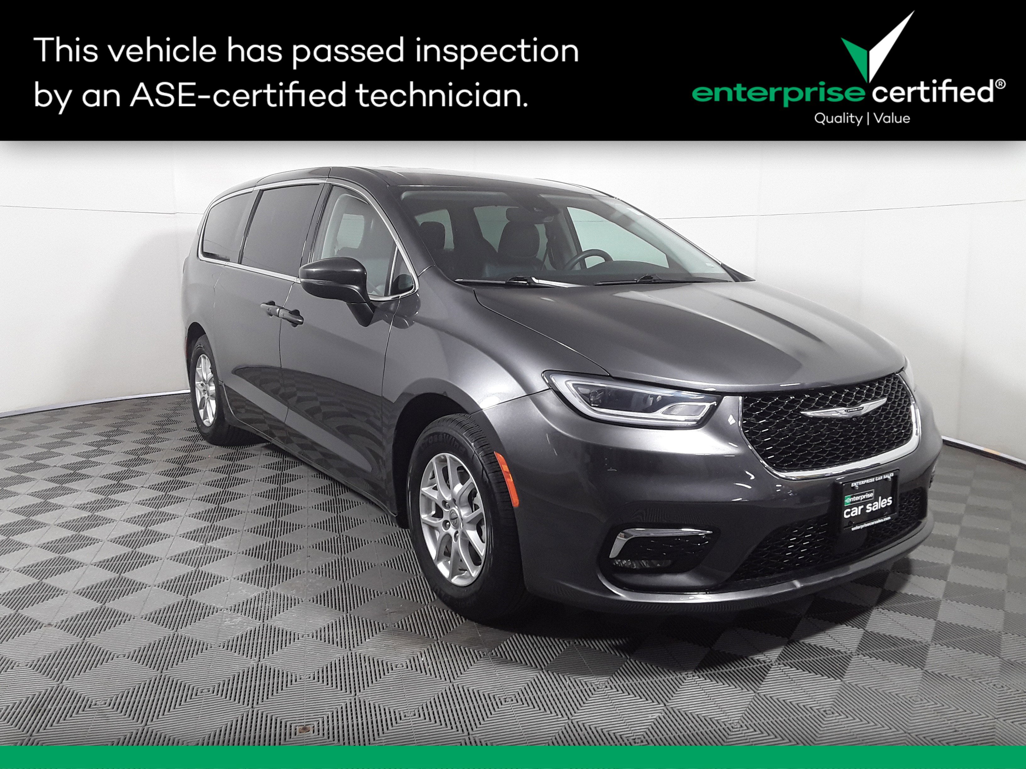 2023 Chrysler Pacifica Touring L FWD