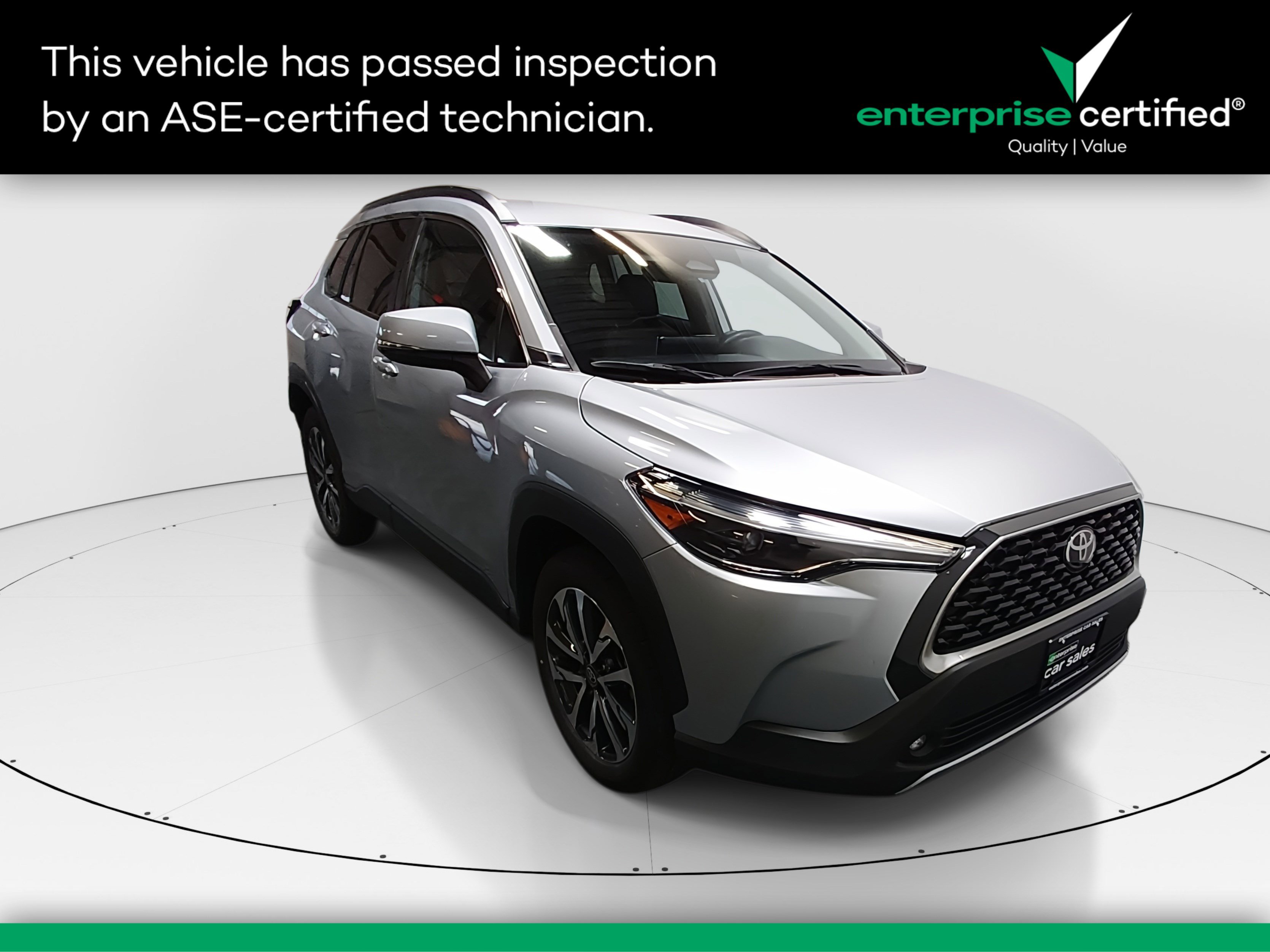 Used 2024 Toyota Corolla Cross XLE 4WD