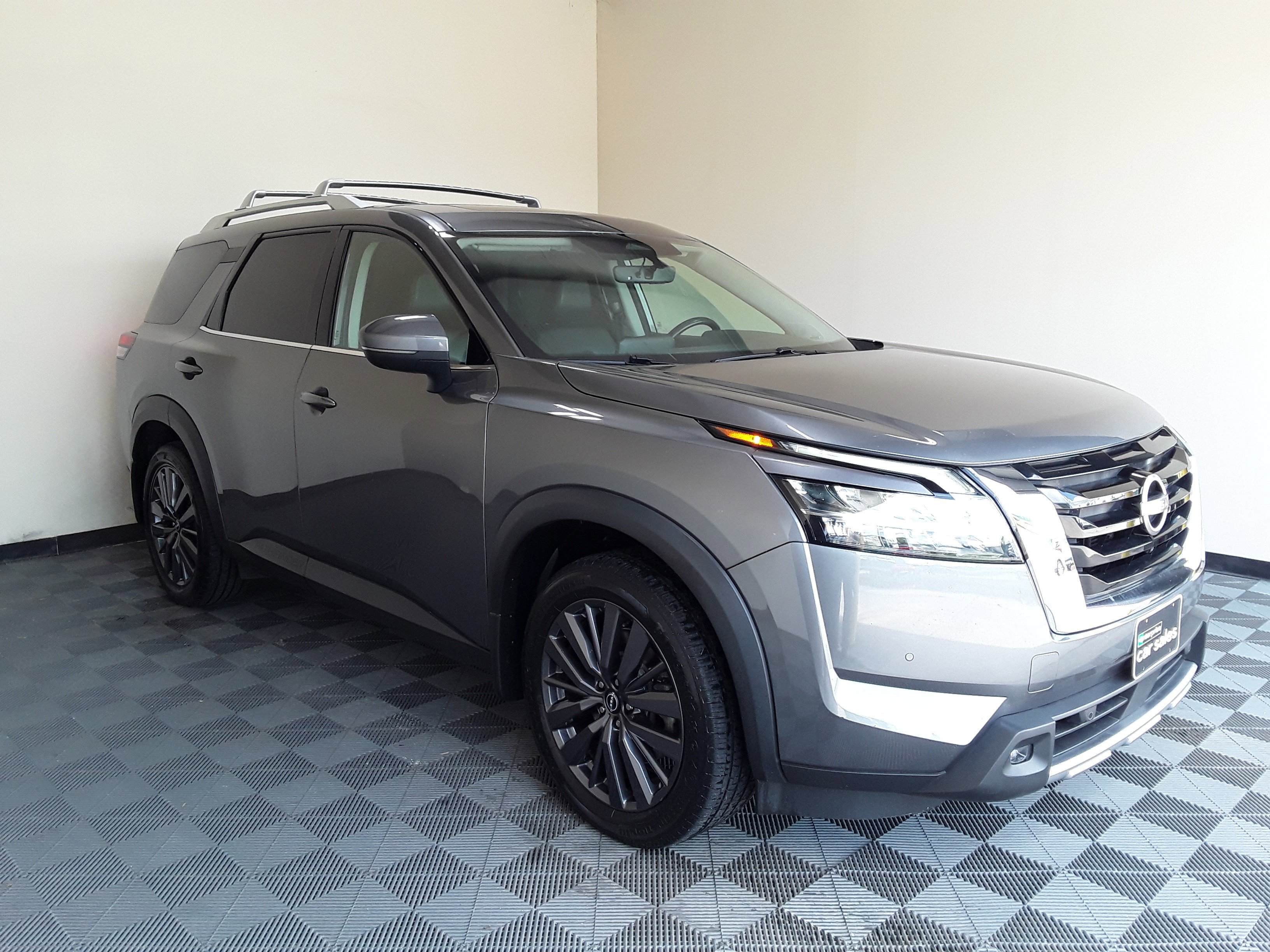 2023 Nissan Pathfinder SL 2WD