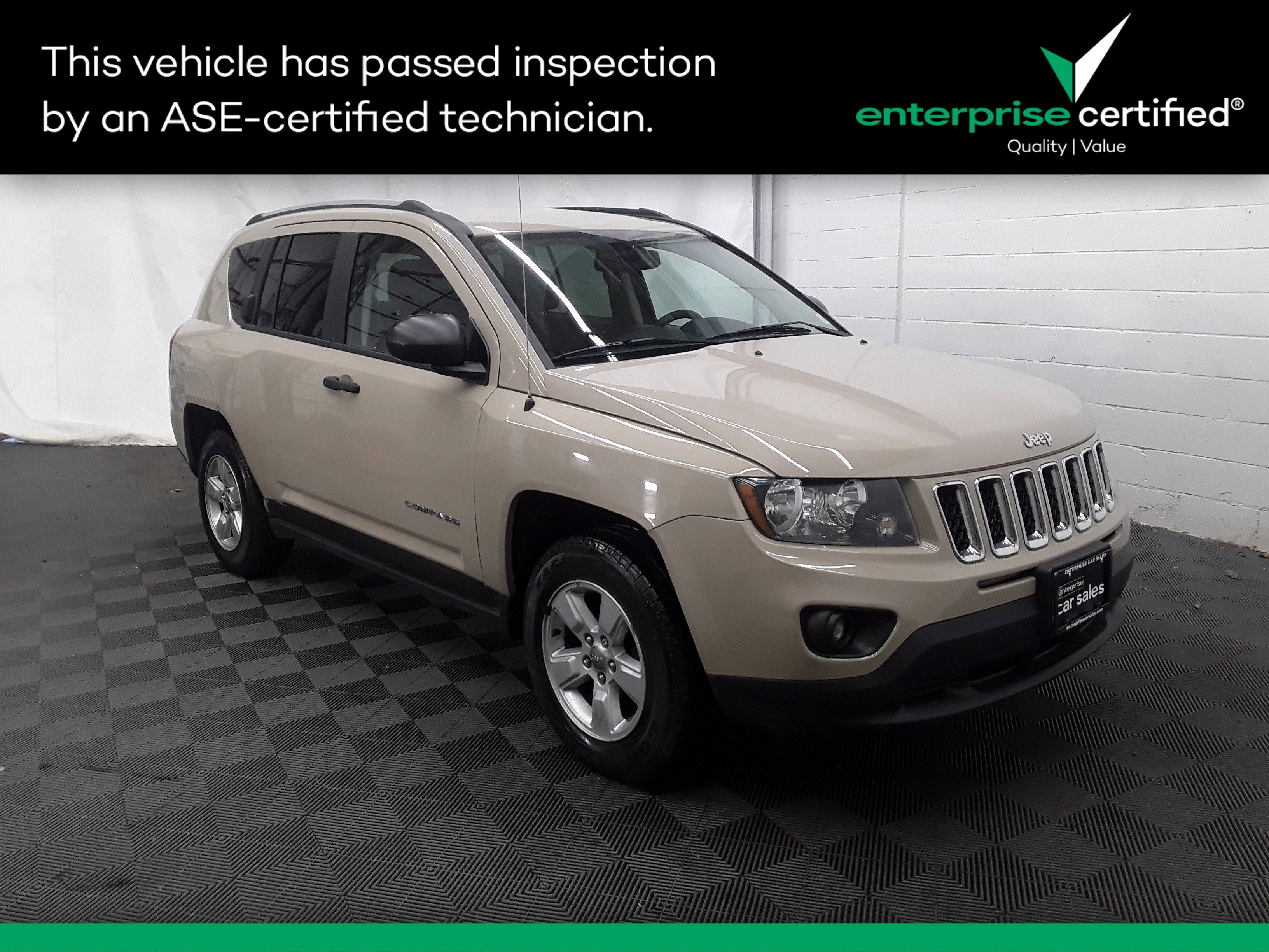 2017 Jeep Compass Sport's photo