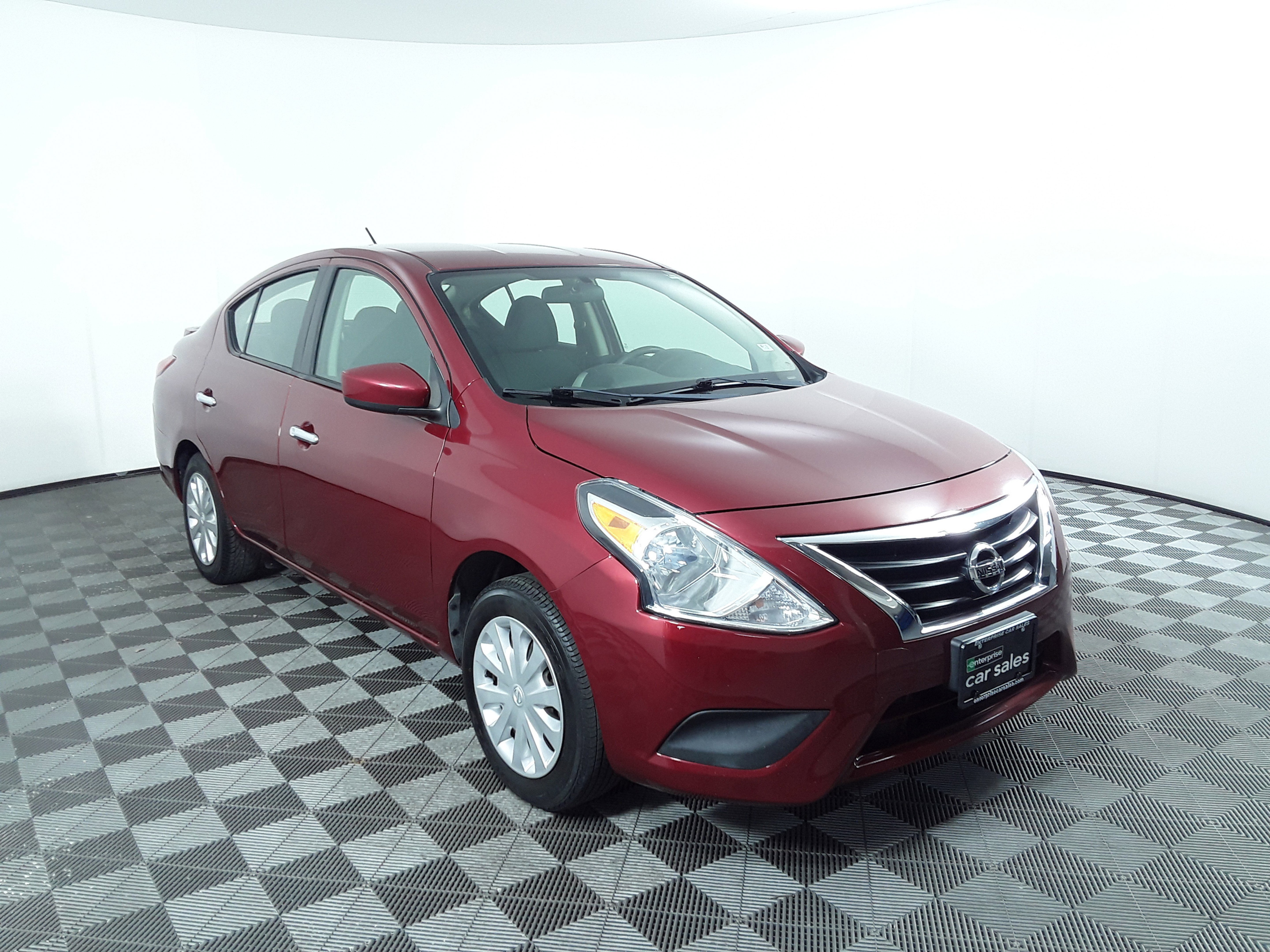 Used 2019 Nissan Versa Sedan SV CVT