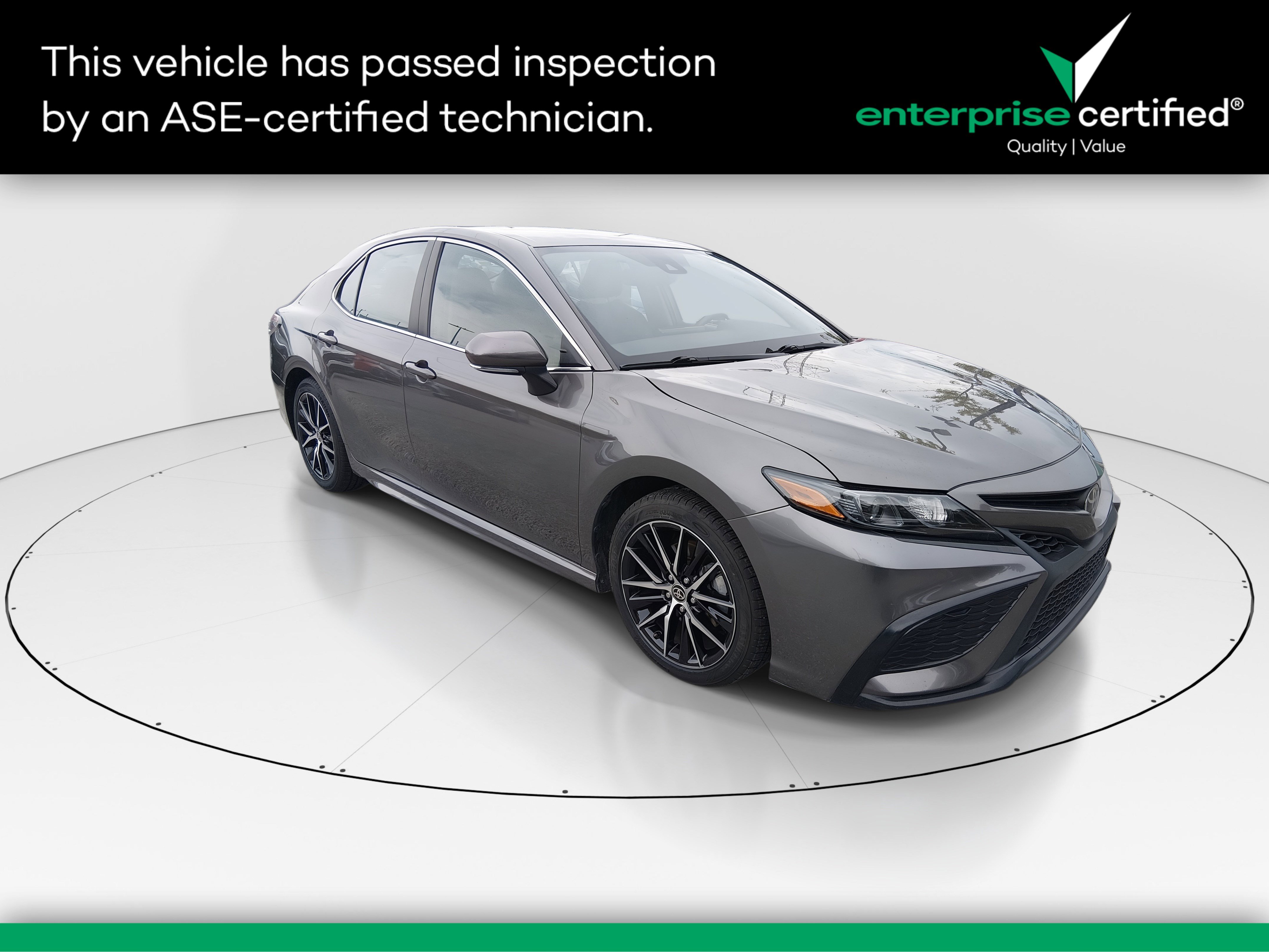 Used 2024 Toyota Camry SE Auto