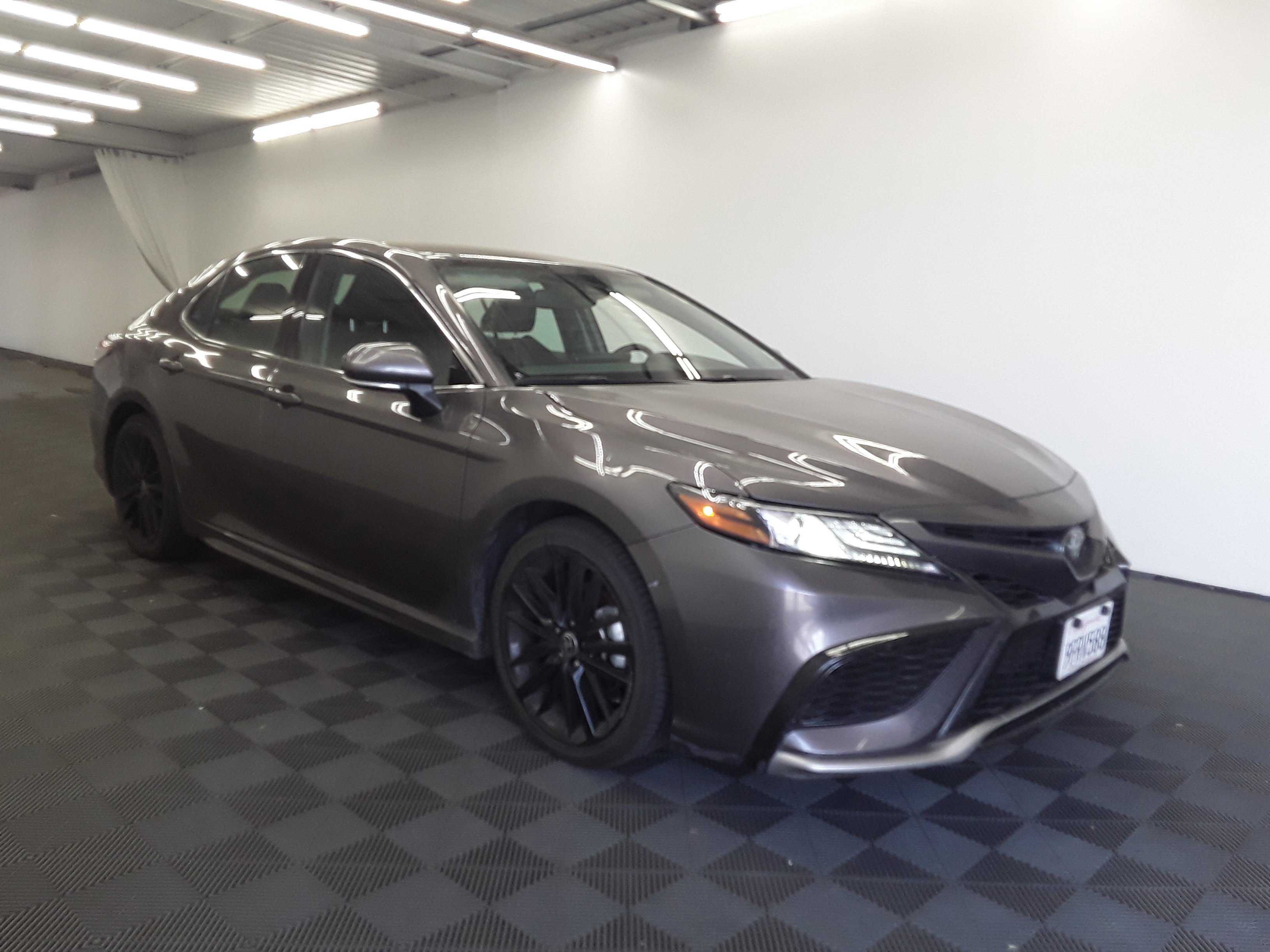 2023 Toyota Camry XSE Auto