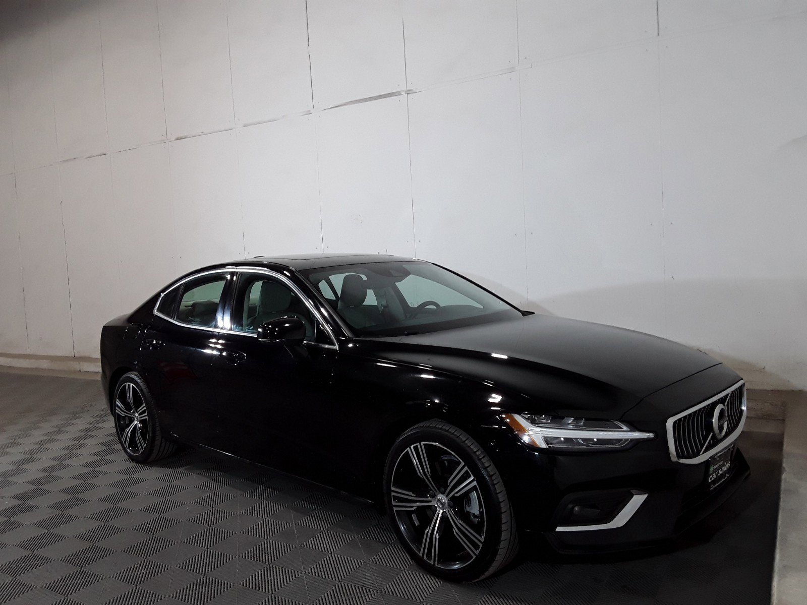 2022 Volvo S60 B5 AWD Inscription