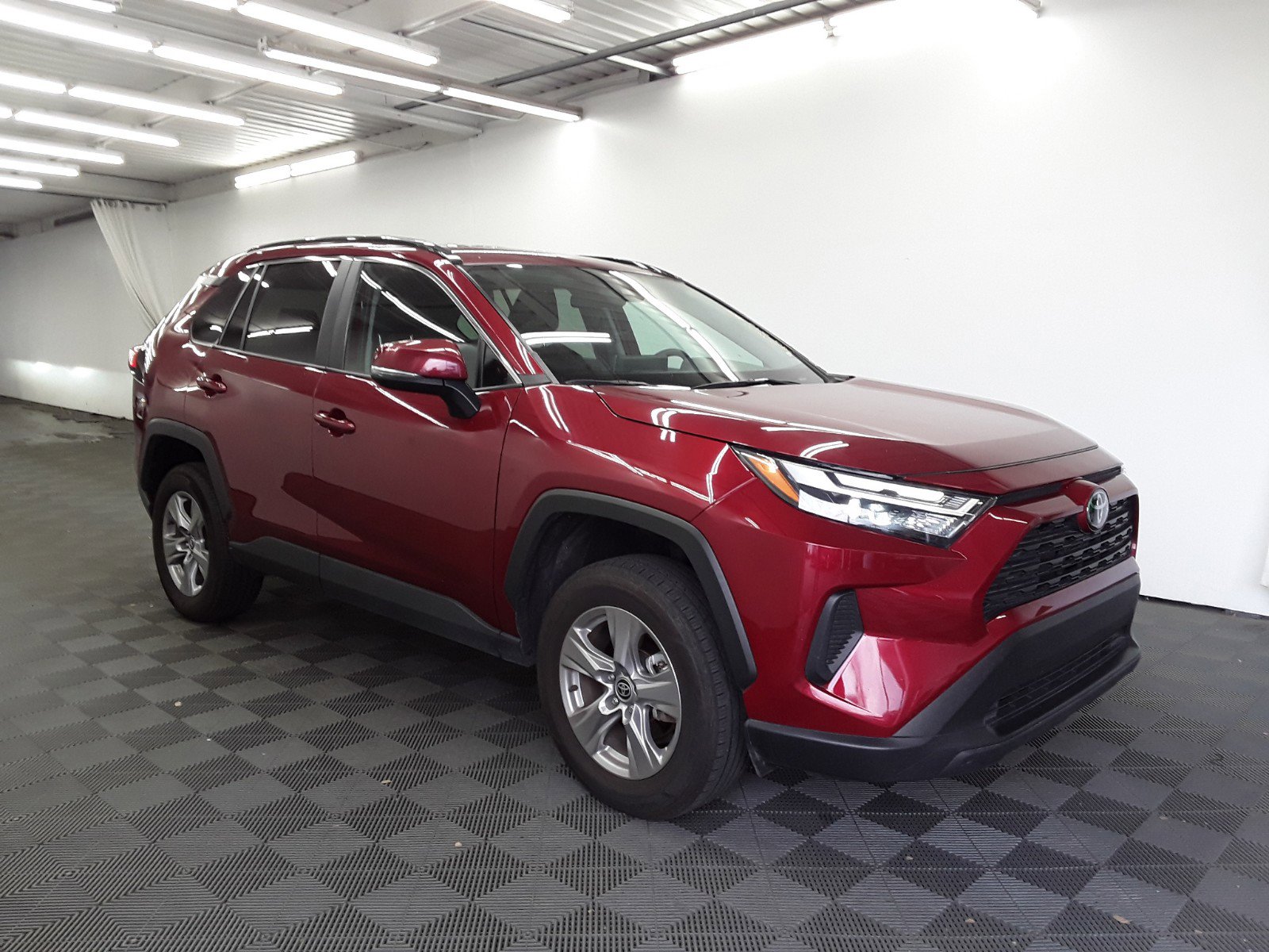 2023 Toyota RAV4 XLE FWD