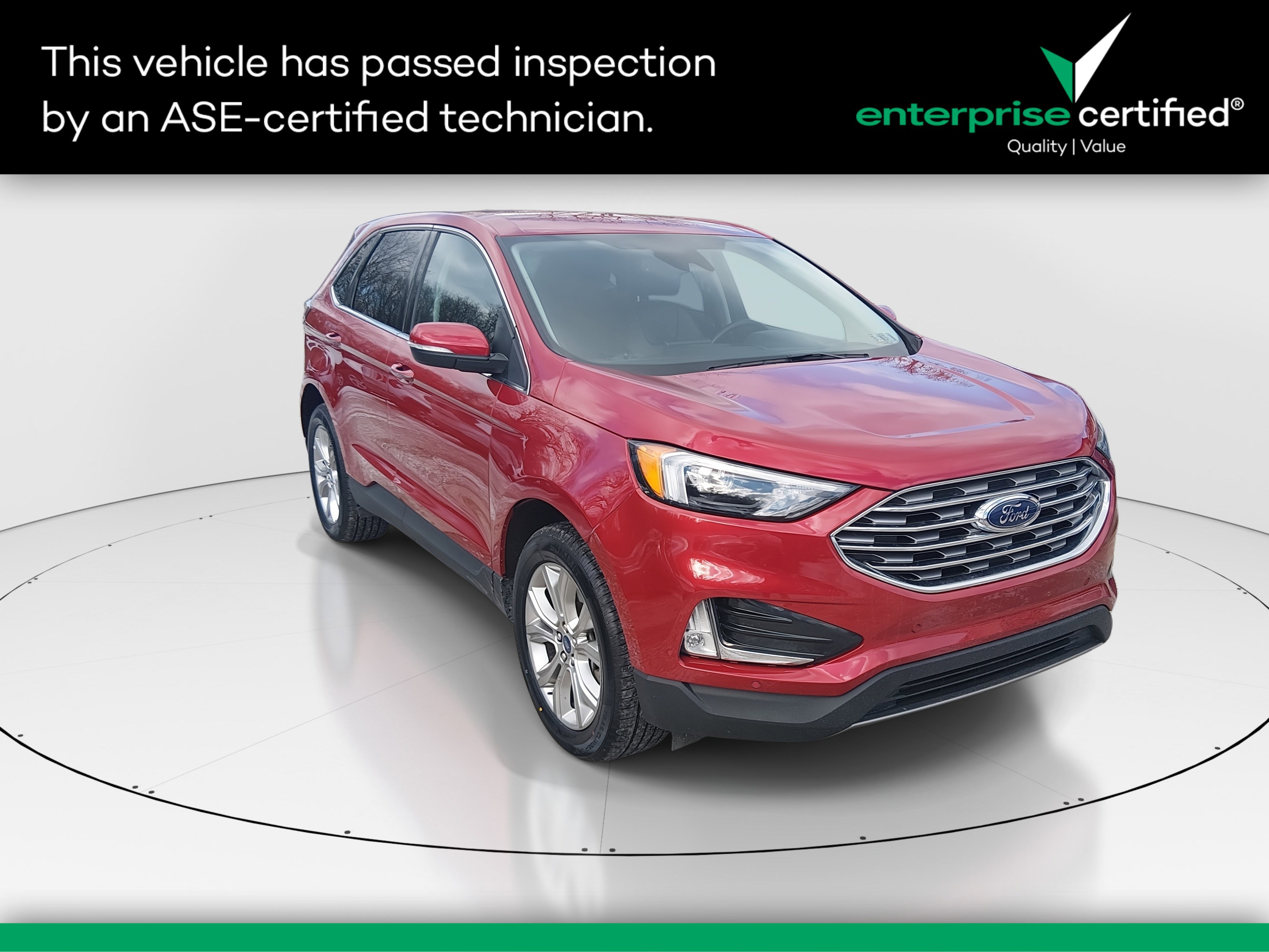 2022 Ford Edge Titanium's photo