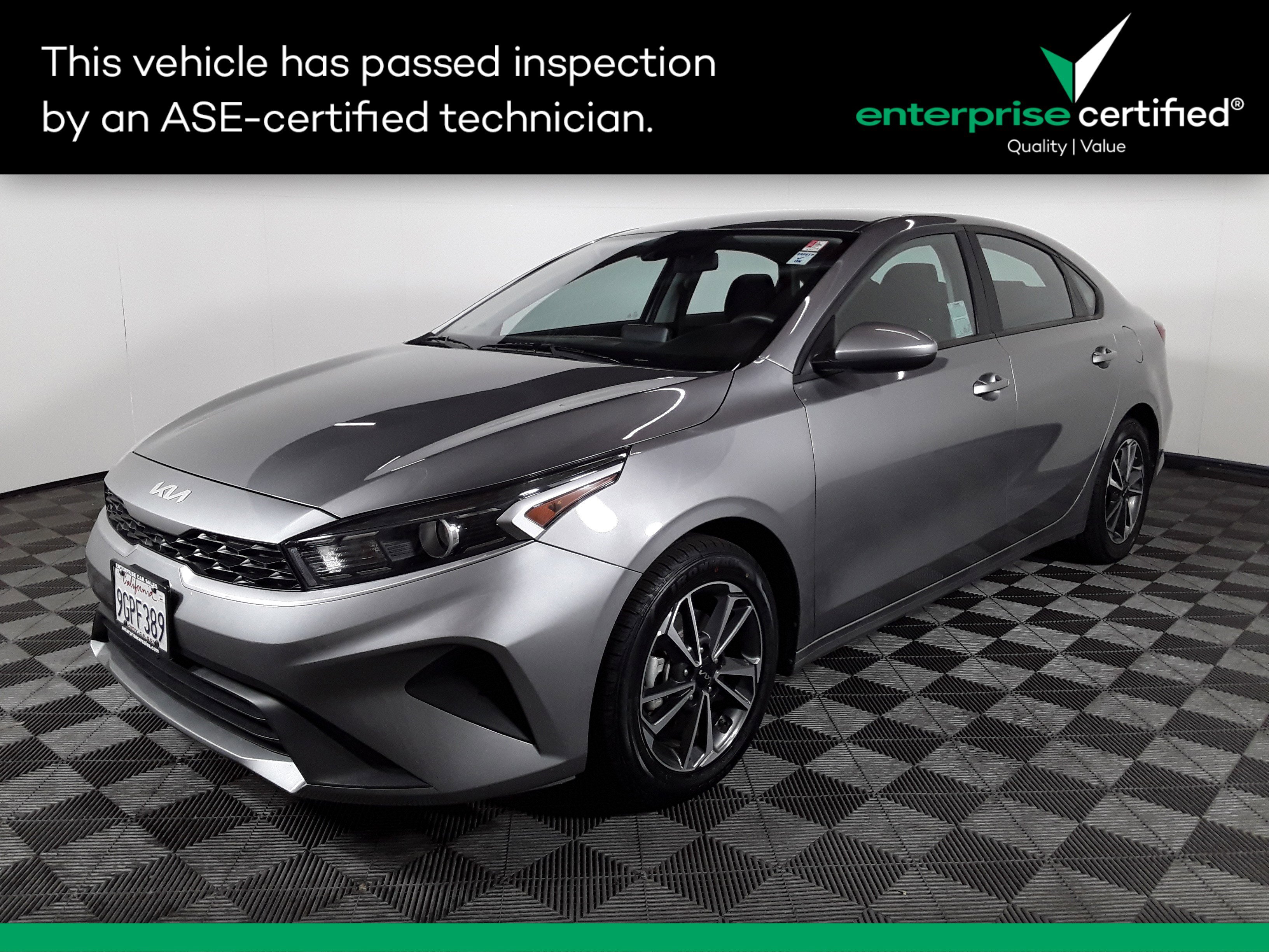 Used 2023 Kia Forte LXS IVT