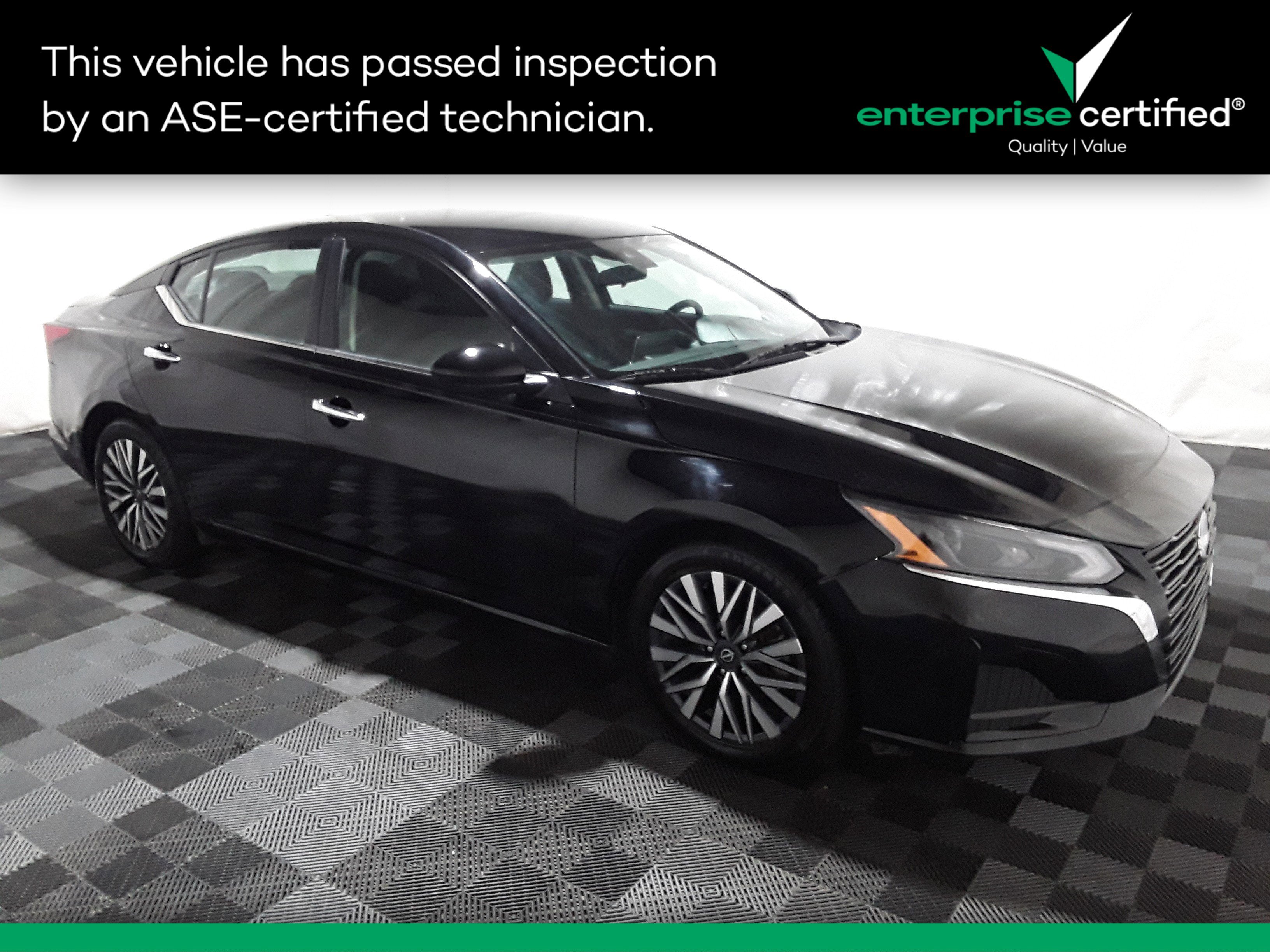 Used 2023 Nissan Altima 2.5 SV Sedan