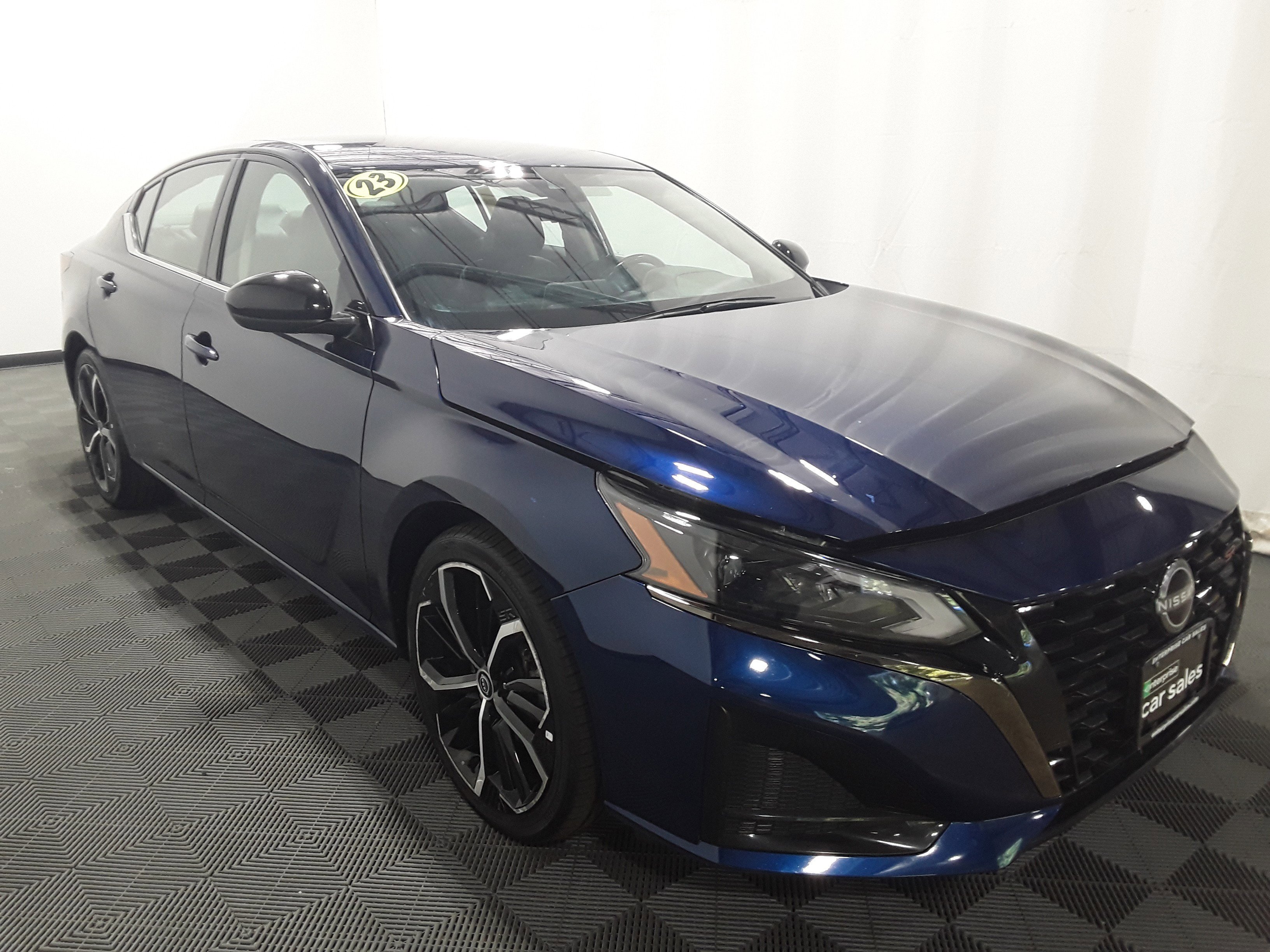 Used 2023 Nissan Altima 2.5 SR Sedan