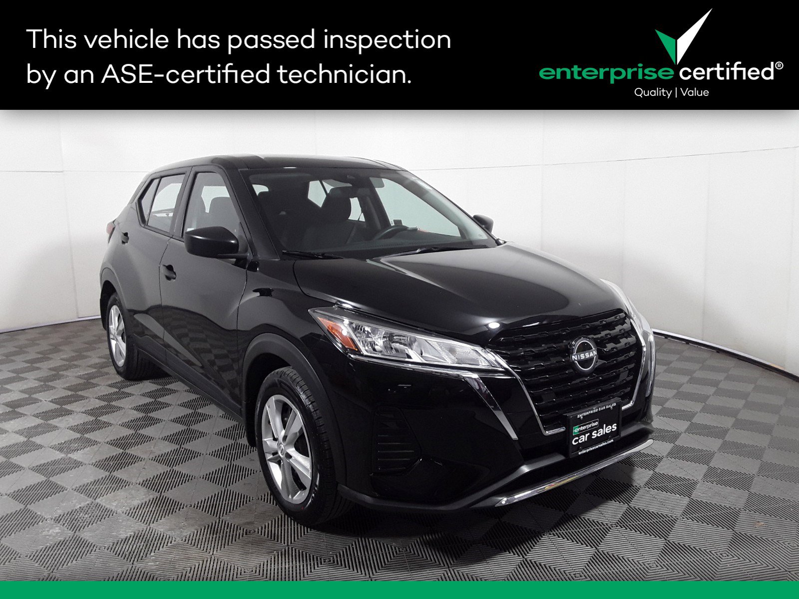 Used 2023 Nissan Kicks S FWD