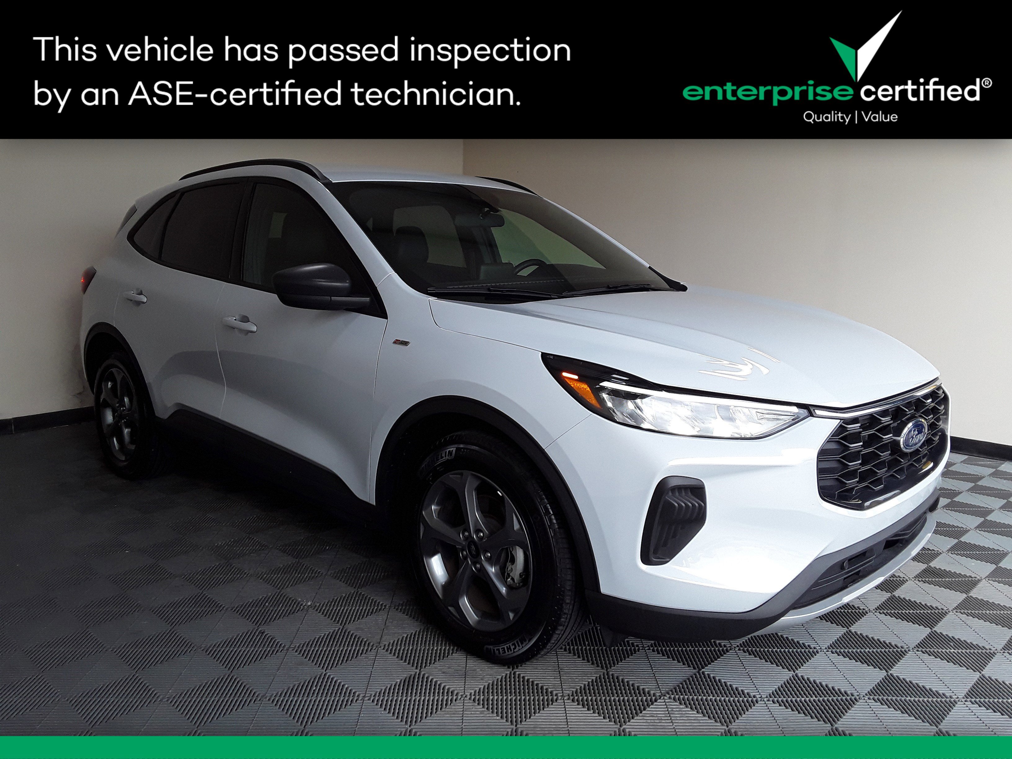 Used 2025 Ford Escape ST-Line FWD