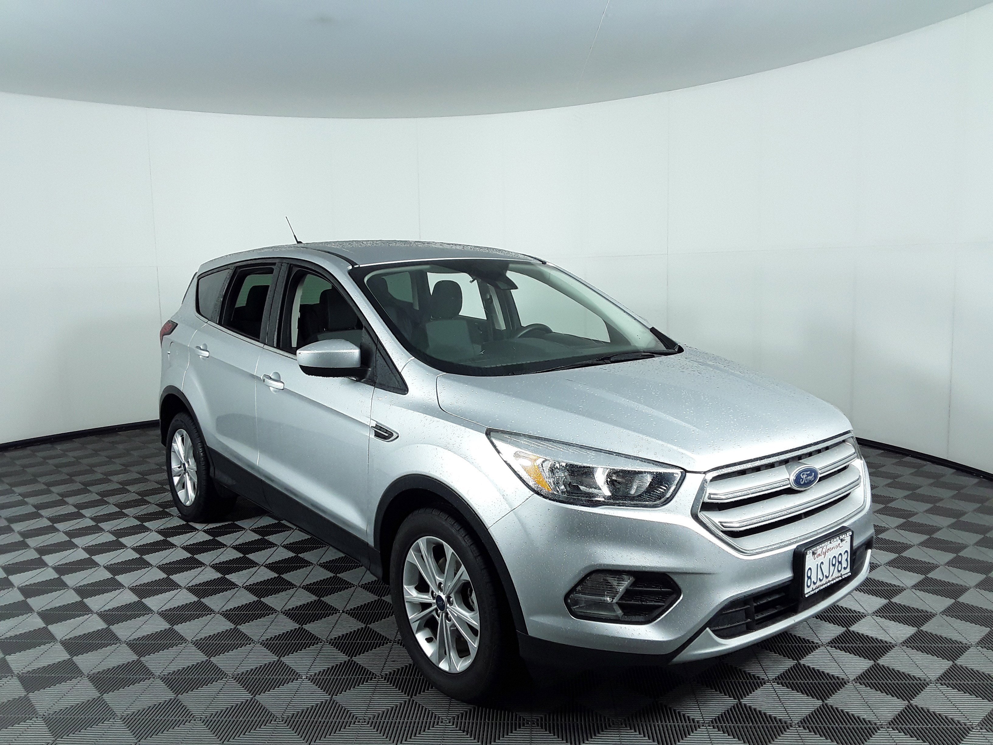 Used 2019 Ford Escape SE FWD