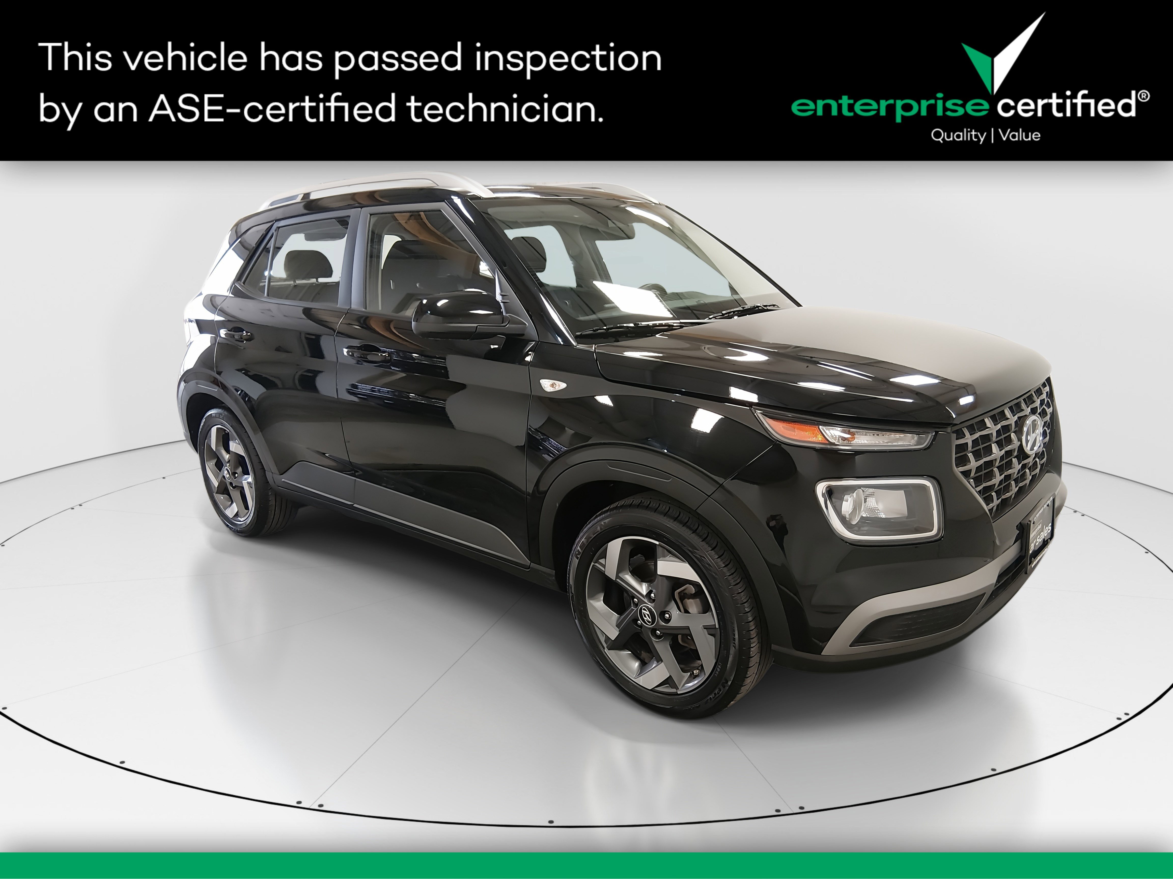 Used 2025 Hyundai Venue SEL IVT