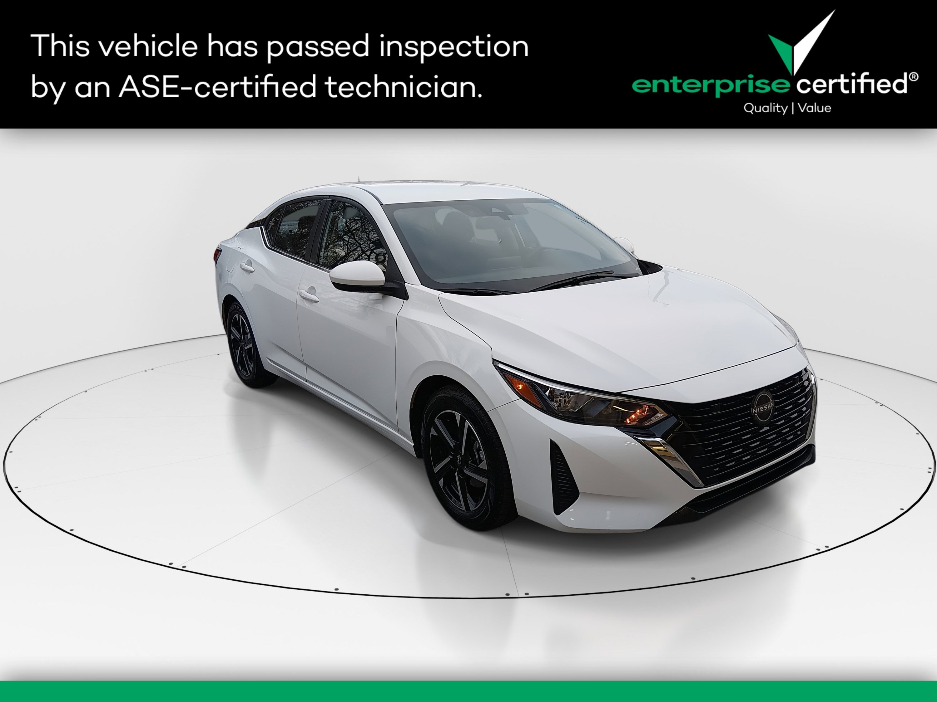 2024 Nissan Sentra SV's photo