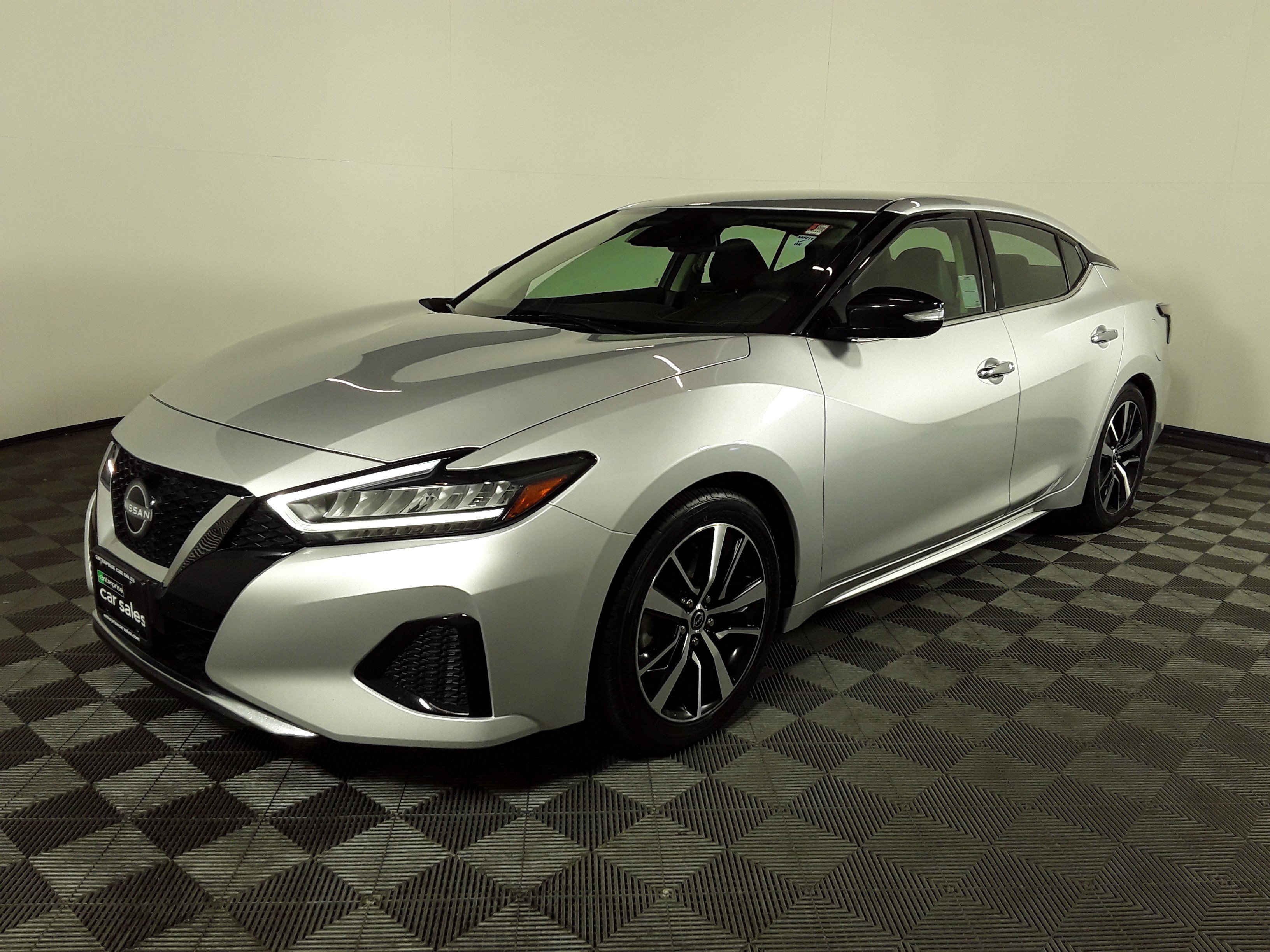 2023 Nissan Maxima SV CVT