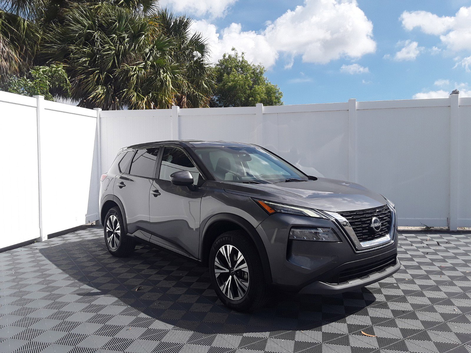 2022 Nissan Rogue AWD SV