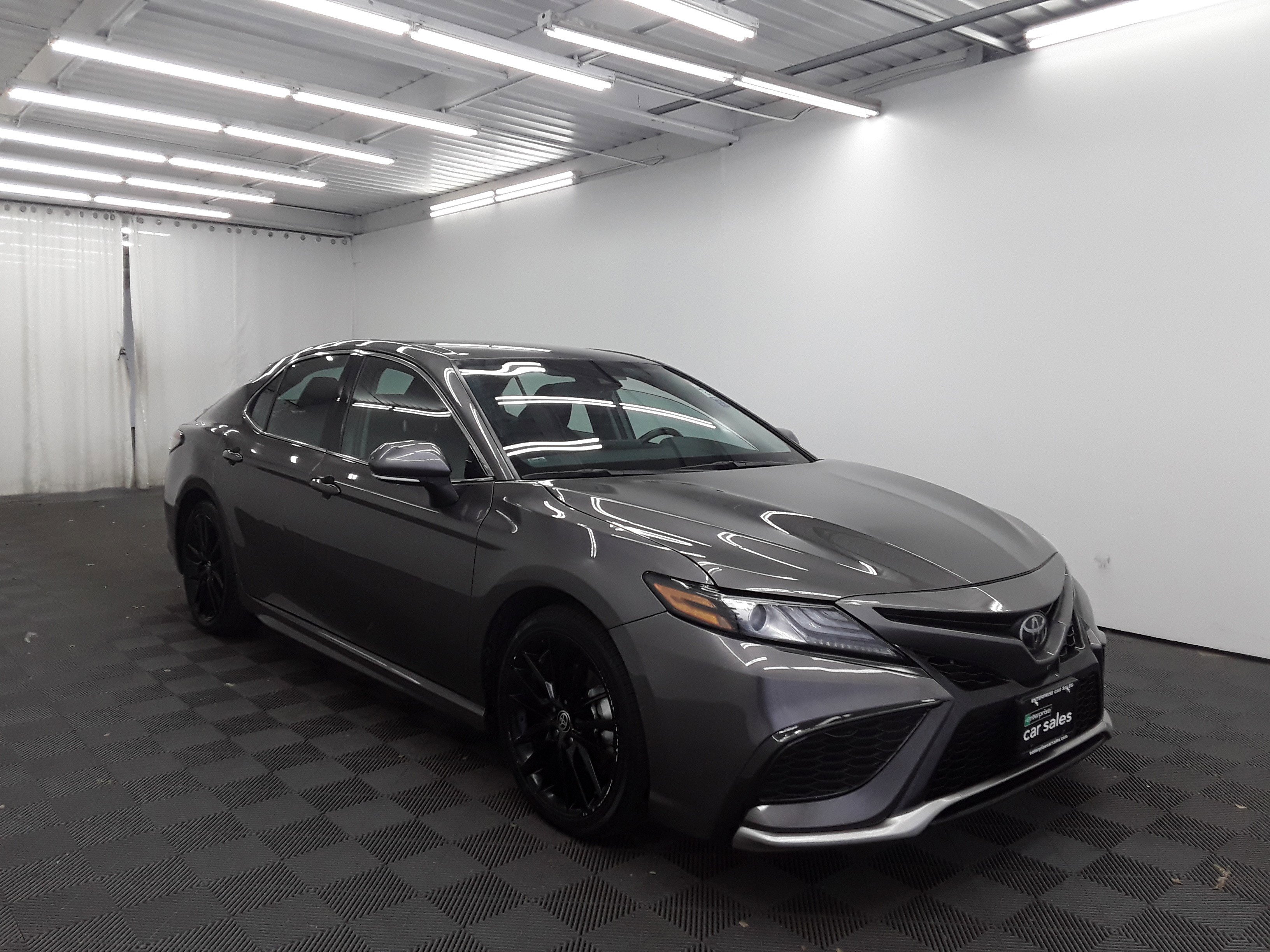 2023 Toyota Camry XSE Auto