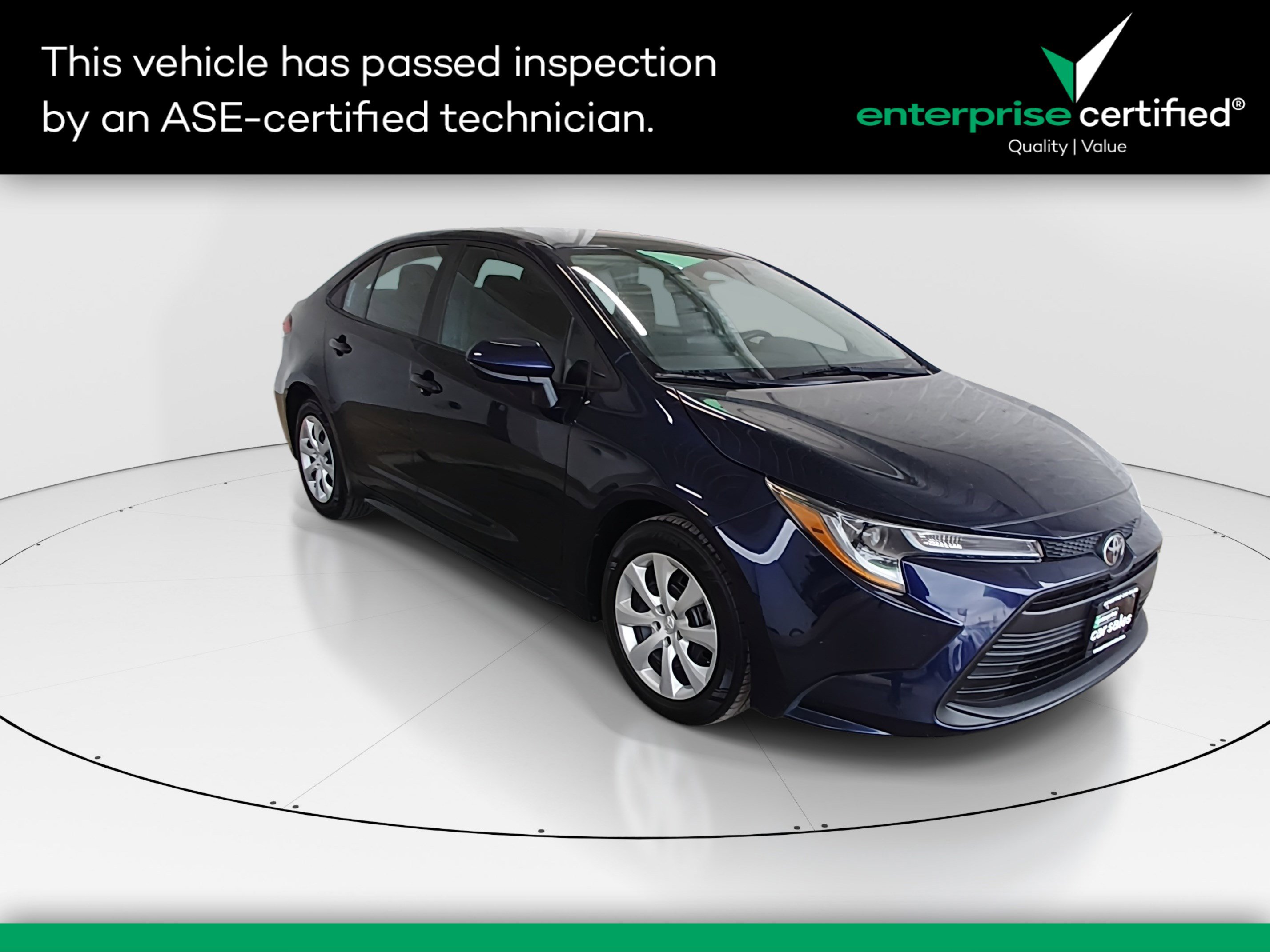 2023 Toyota Corolla LE's photo