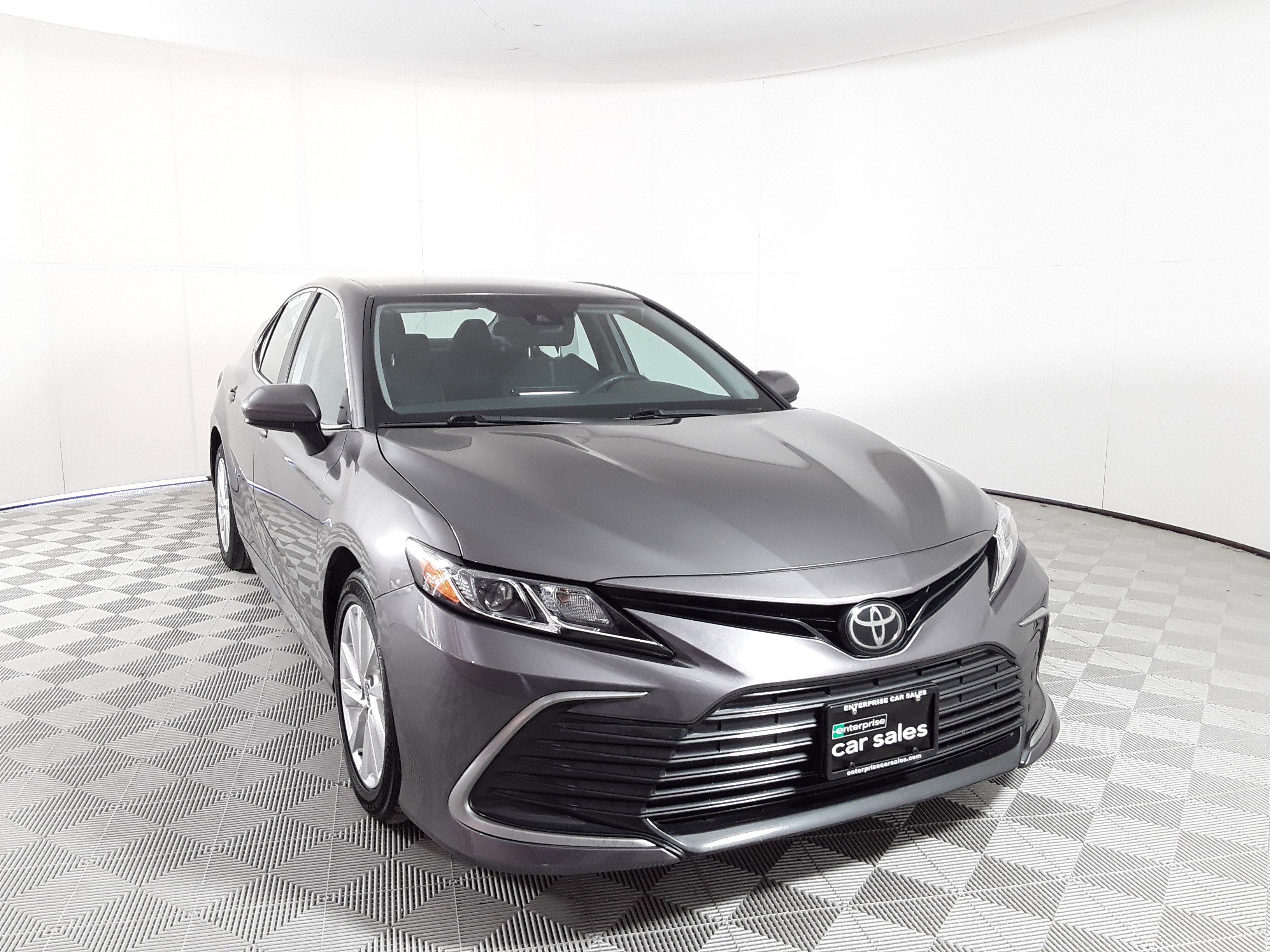 2023 Toyota Camry LE Auto