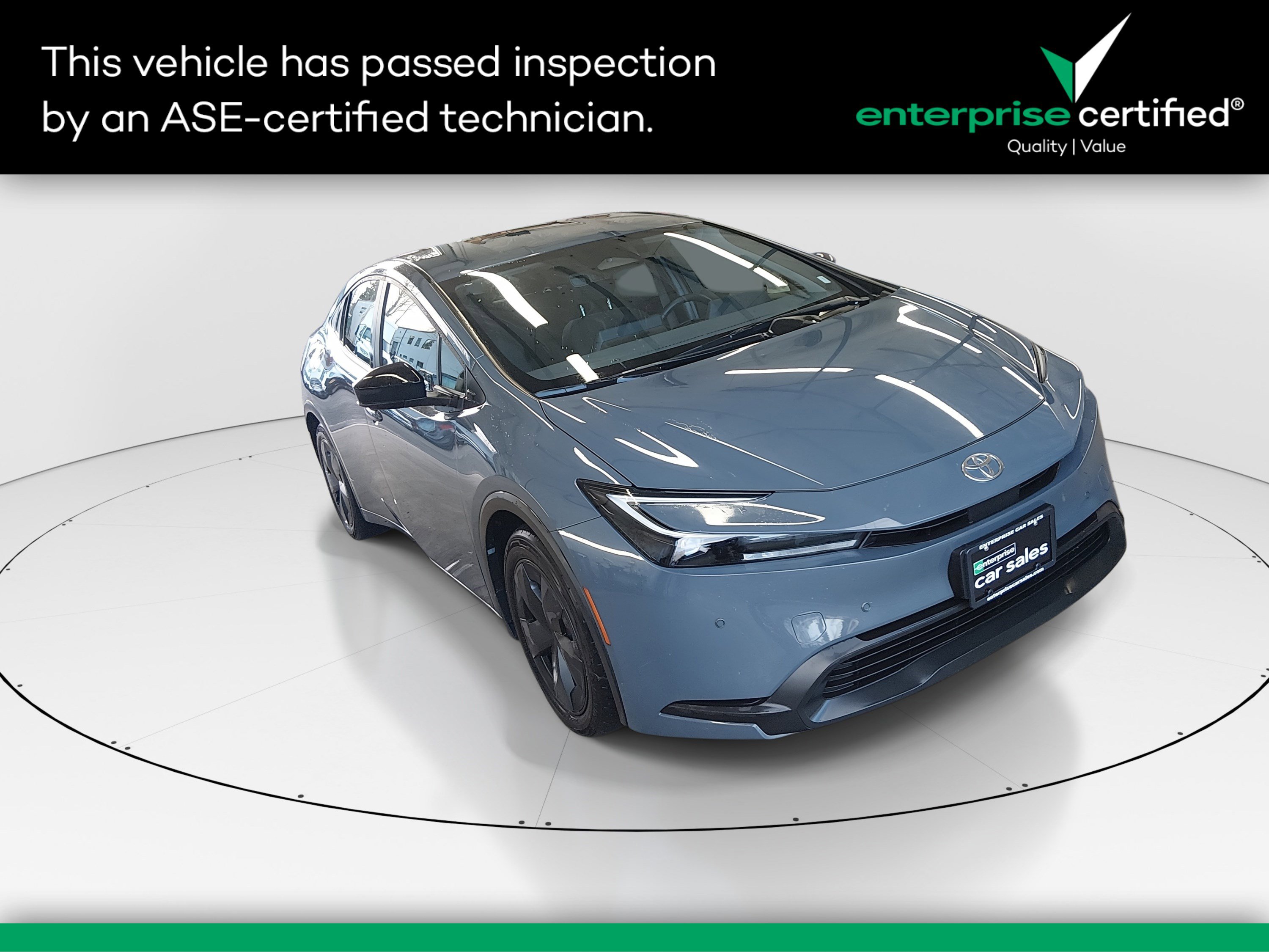 2024 Toyota Prius LE