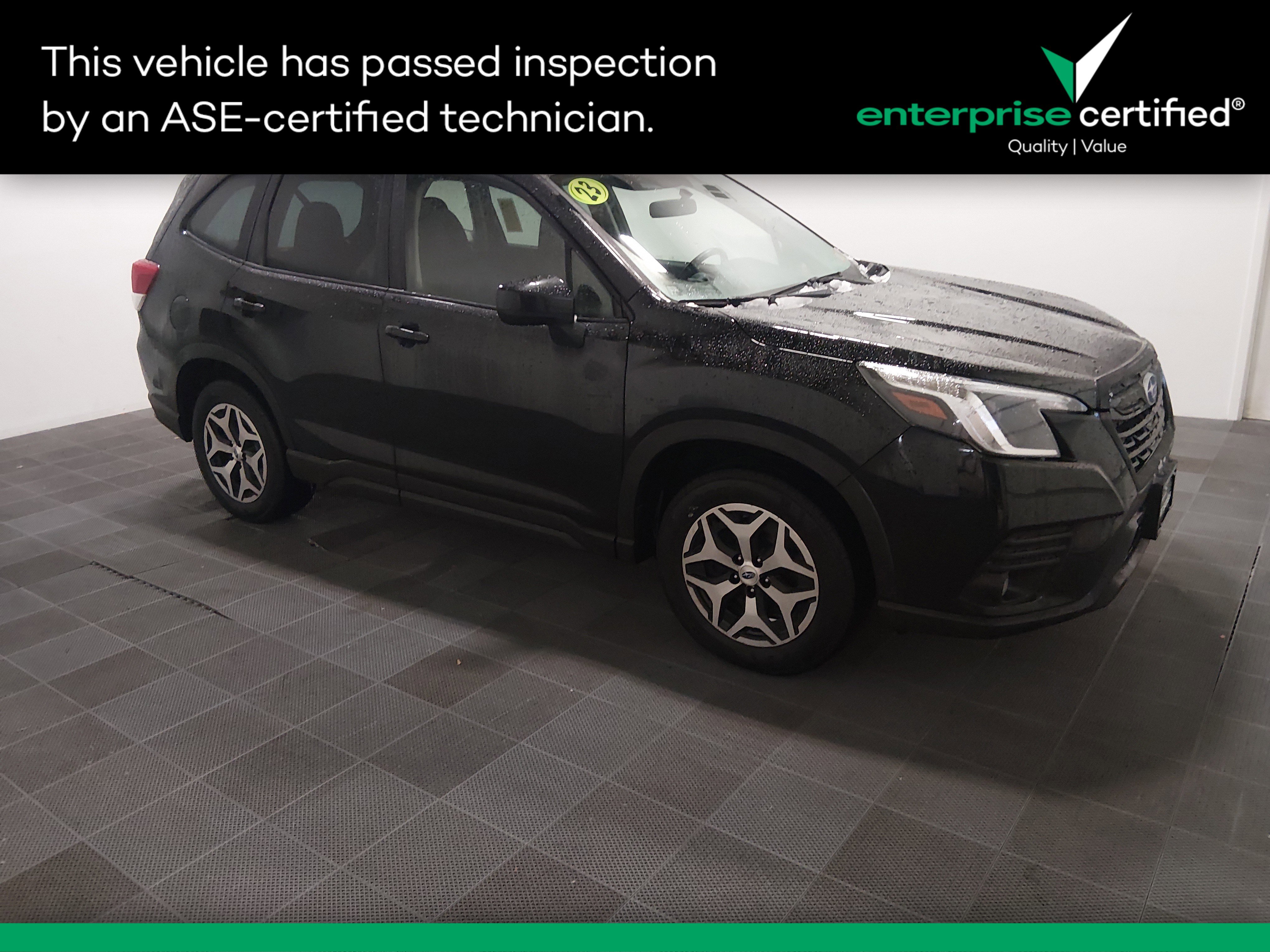 2023 Subaru Forester Premium's photo